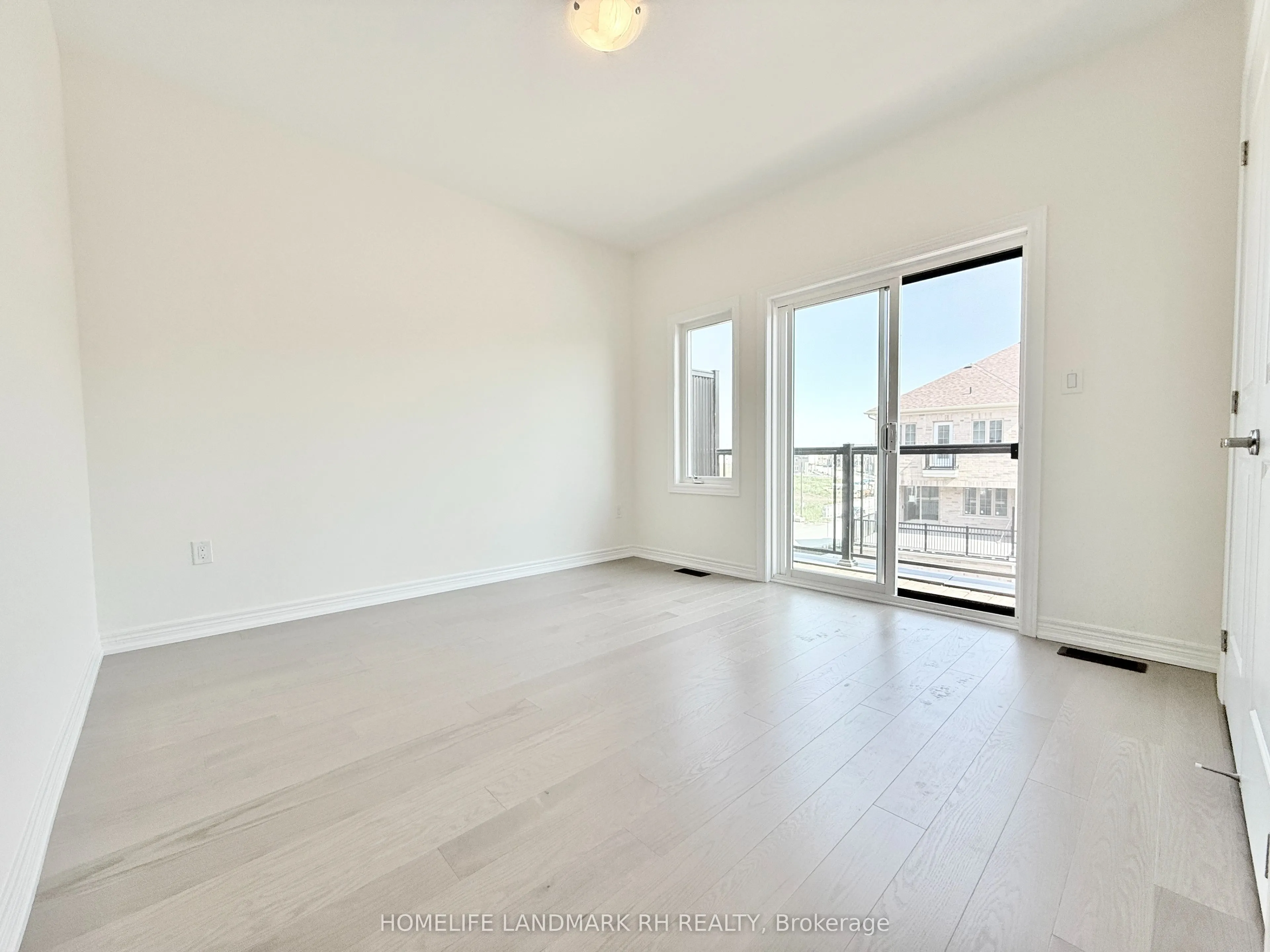 195 Berczy Green Drive