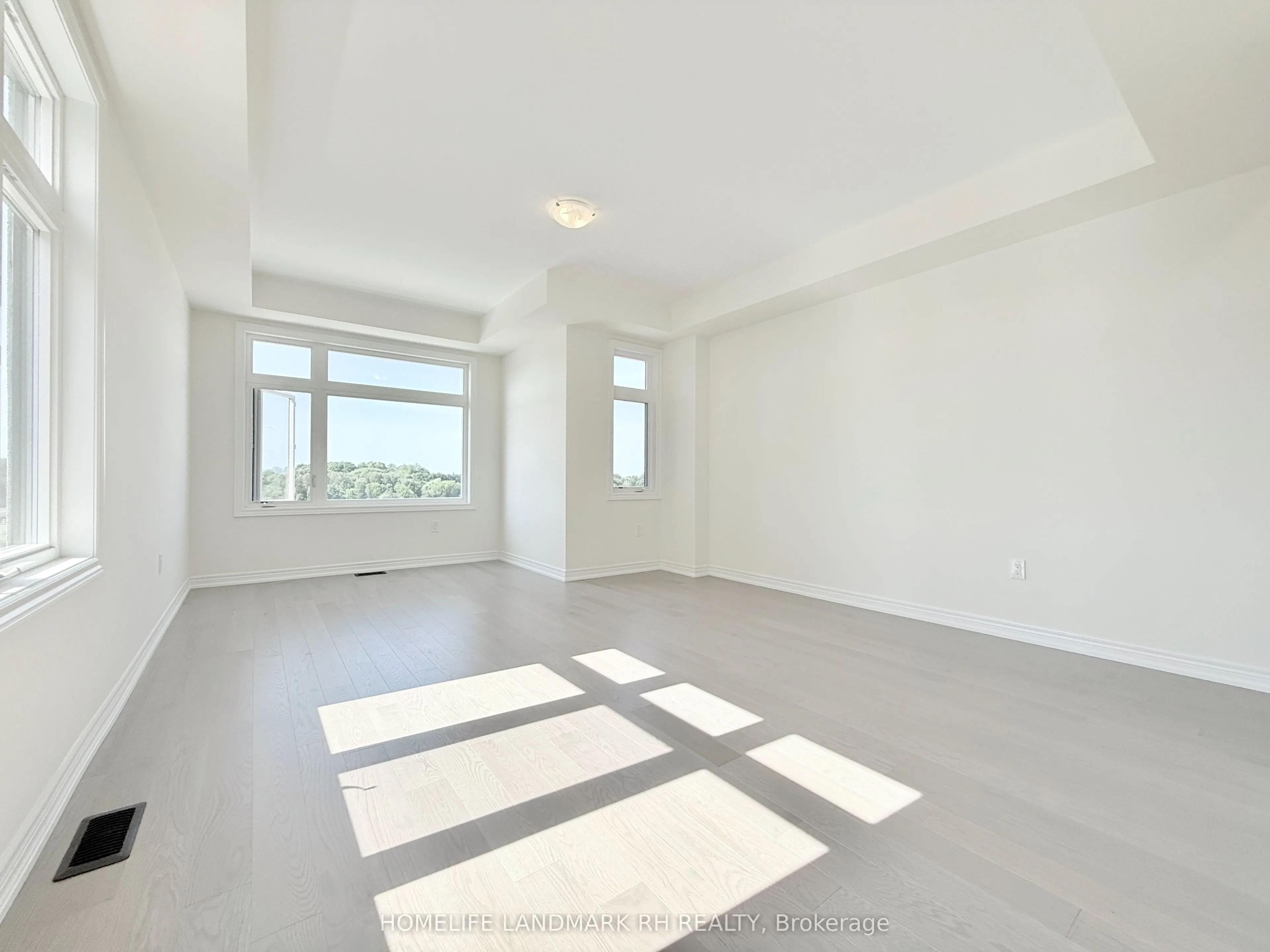 195 Berczy Green Drive