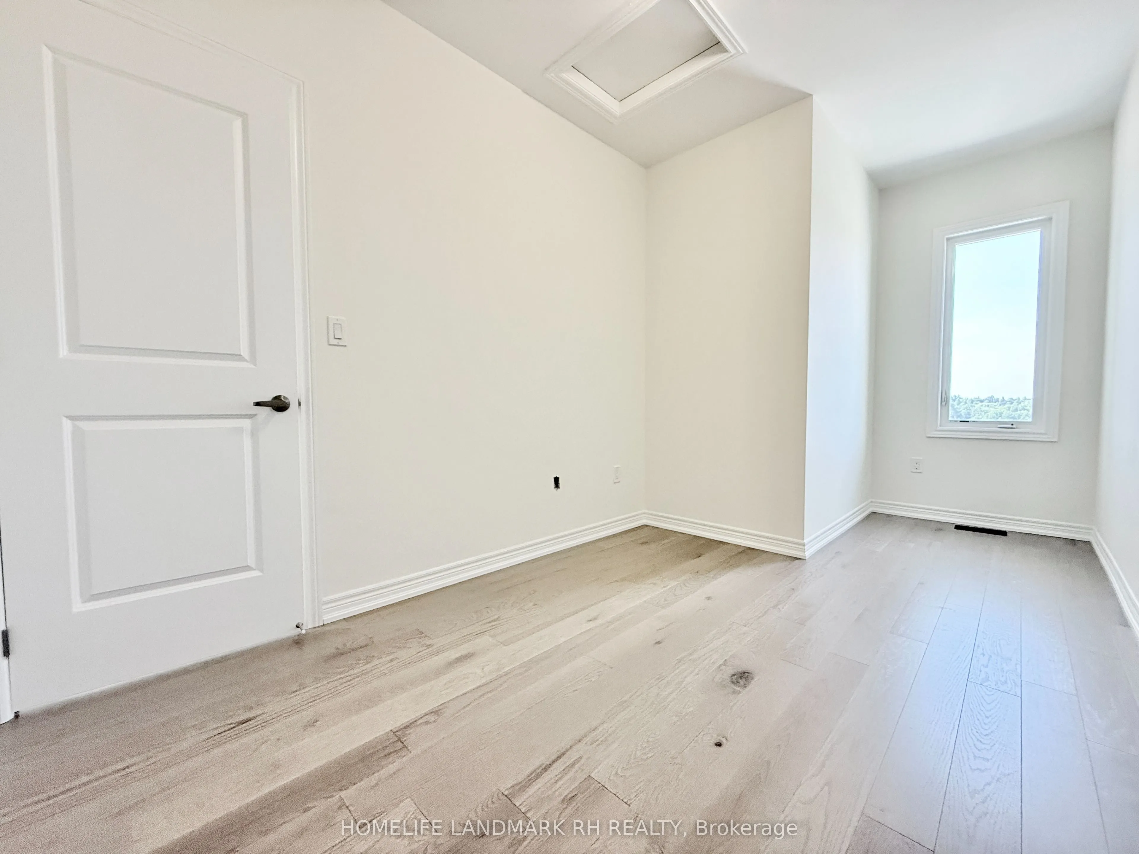 195 Berczy Green Drive