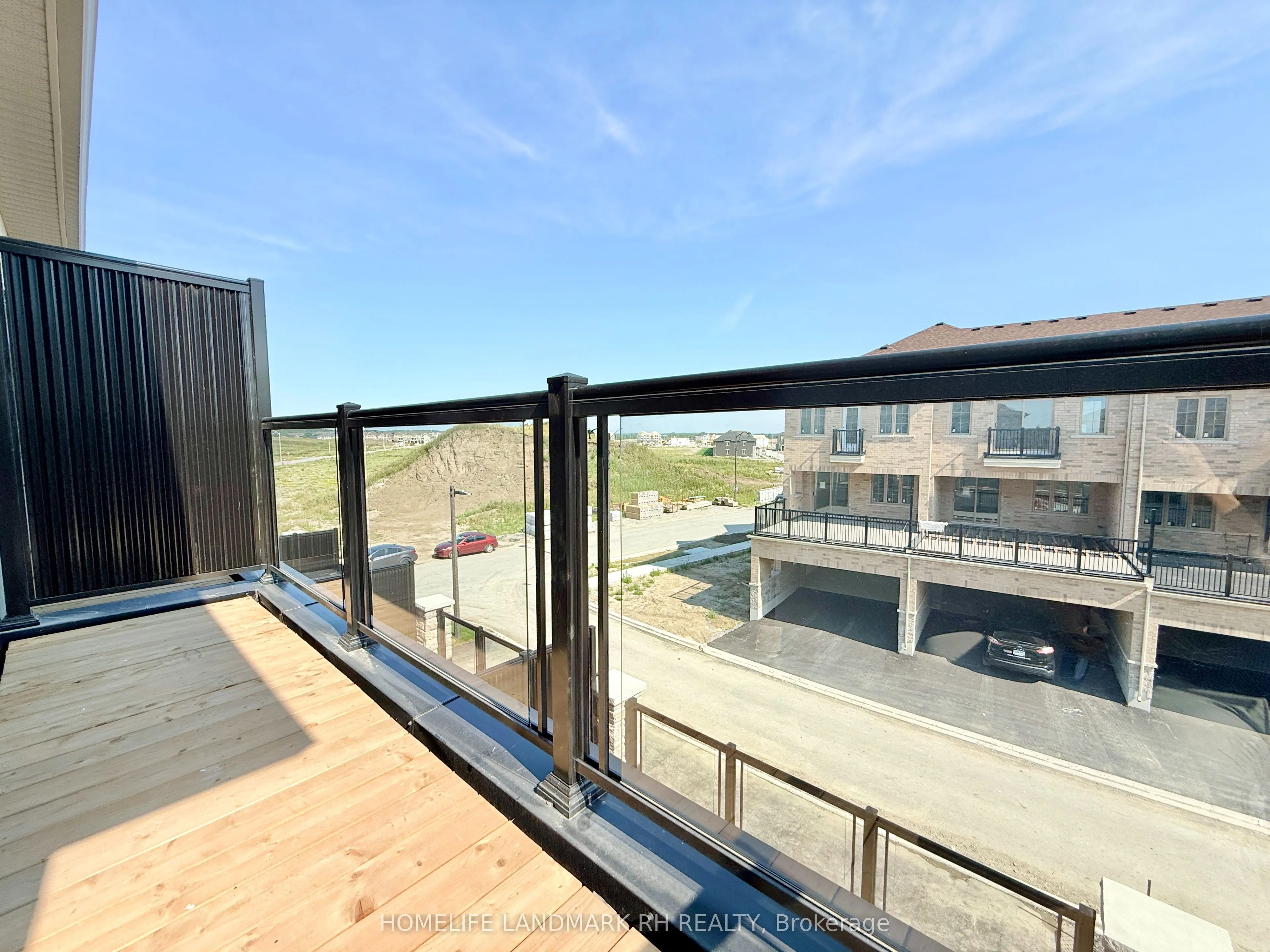 195 Berczy Green Drive
