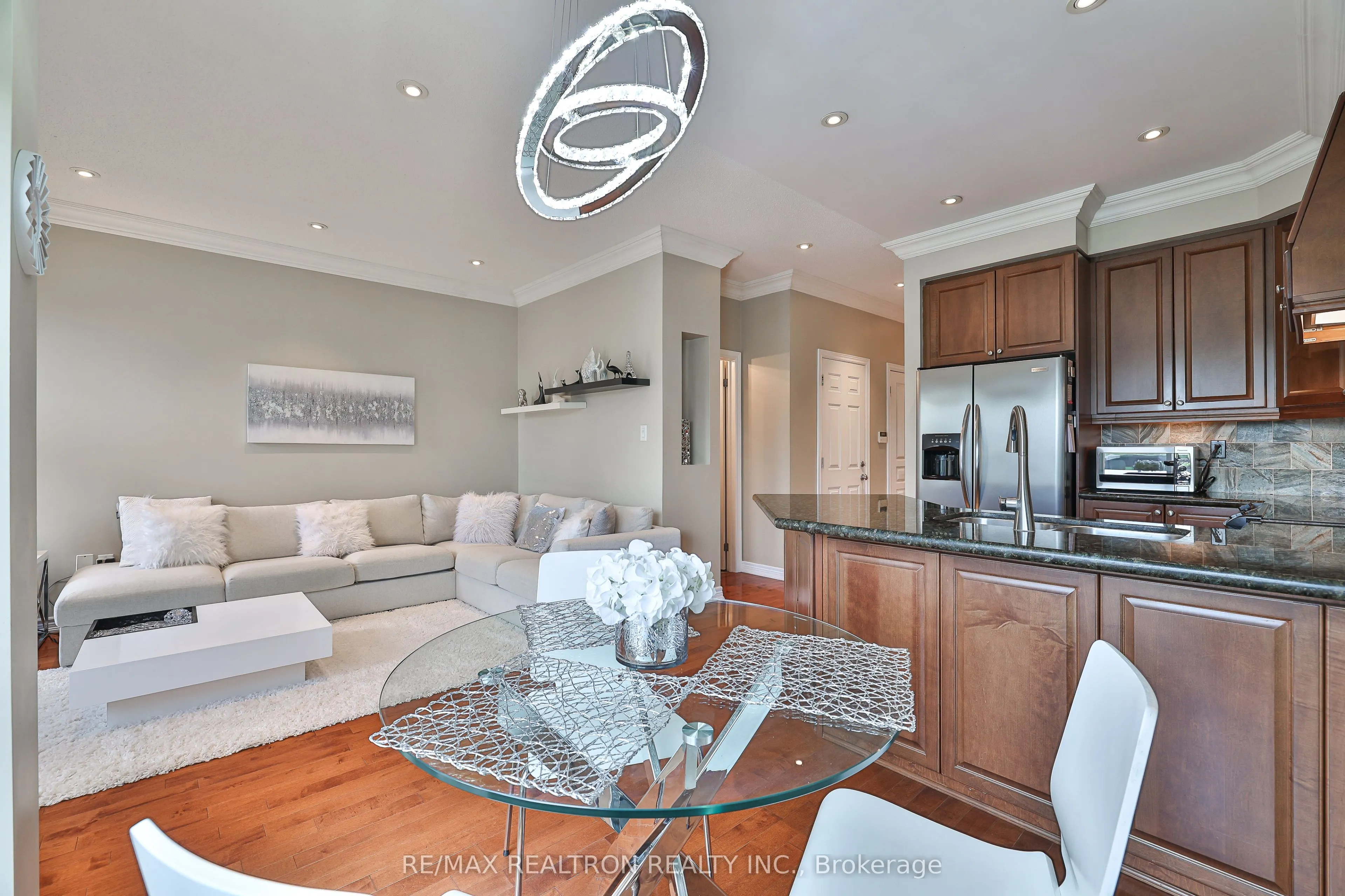 73 Shirrick Drive