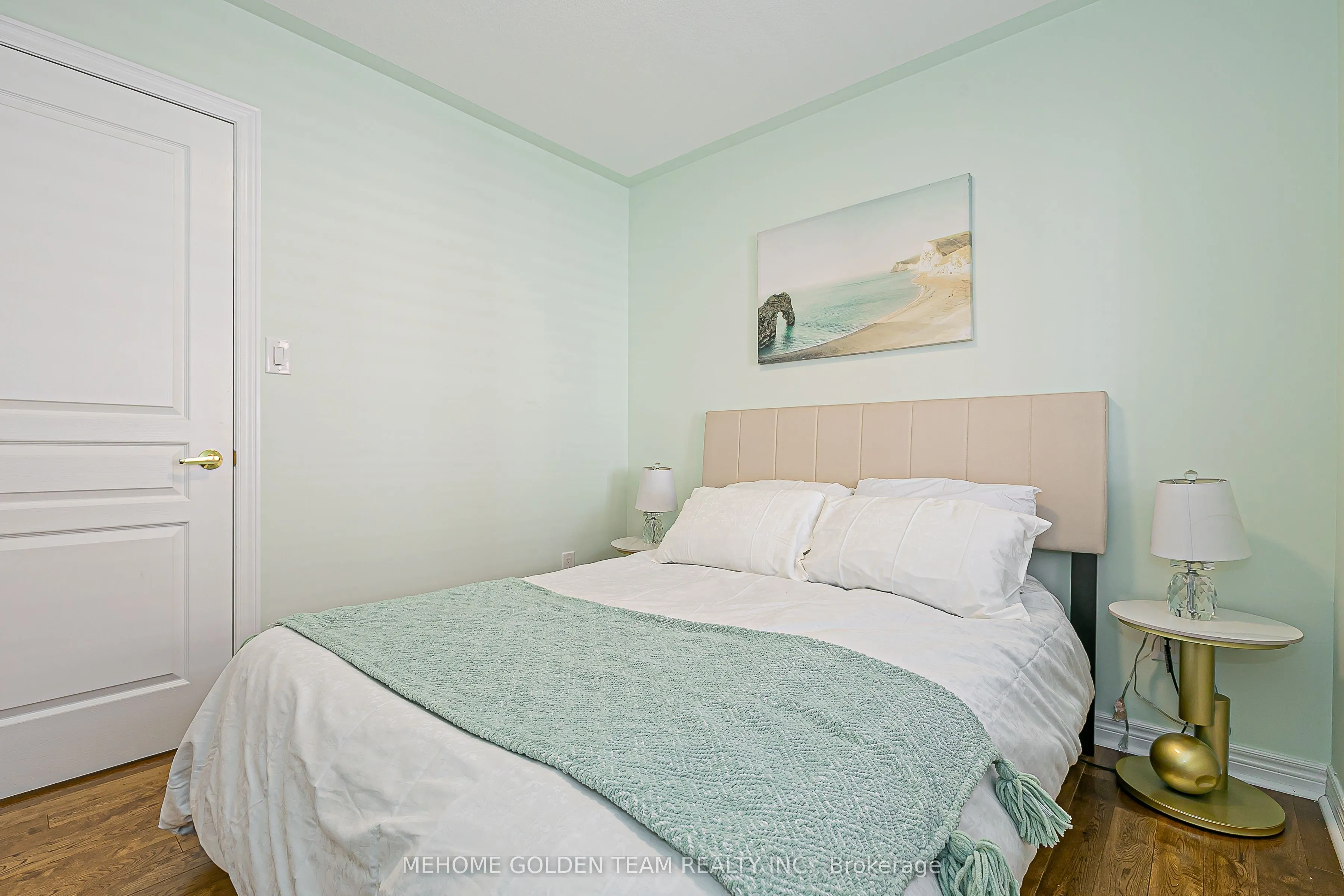 147 Mintwood Road