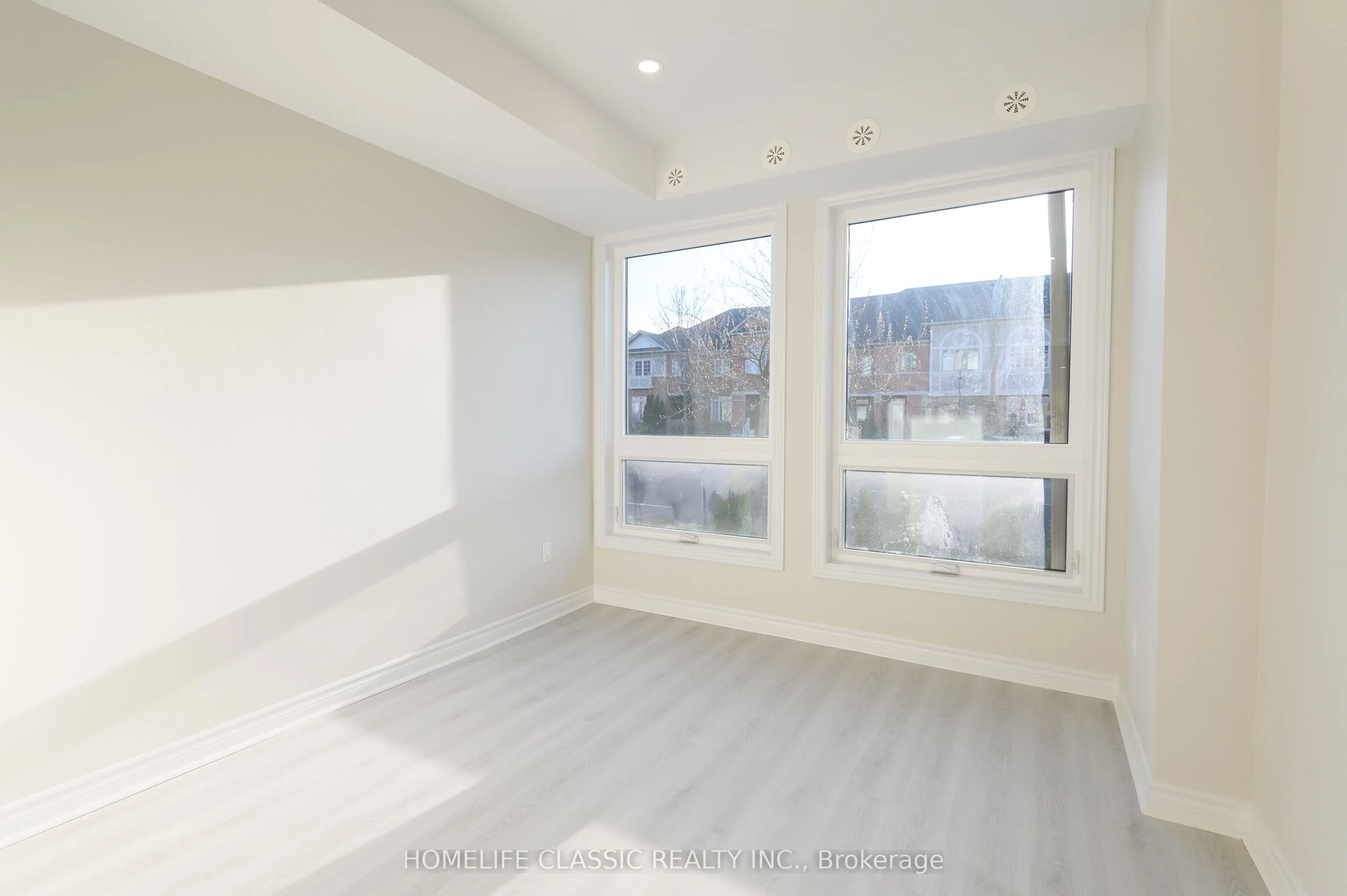 2915 Bur Oak Avenue, #1st Fl.