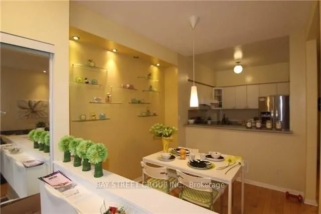 2 Cox Boulevard, #2
