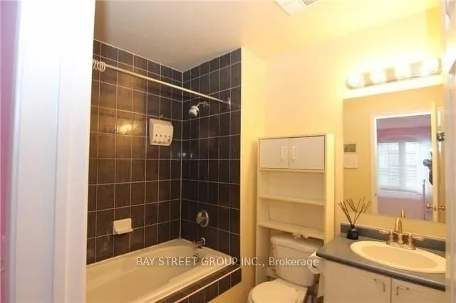 2 Cox Boulevard, #2