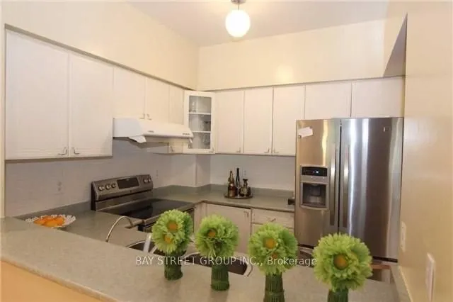 2 Cox Boulevard, #2