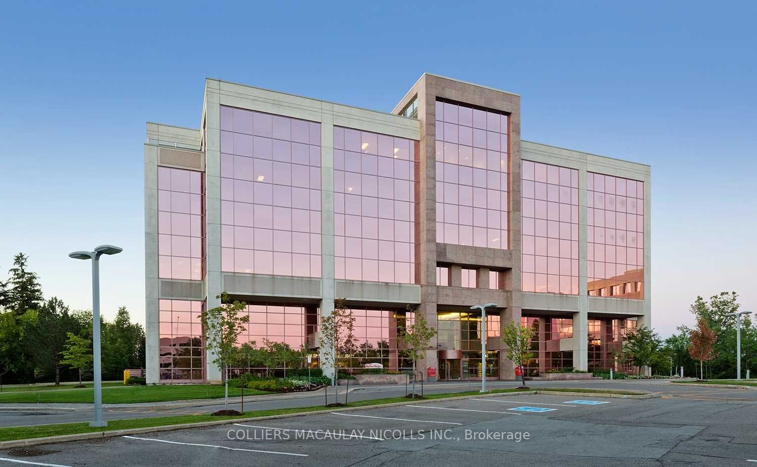 15 Allstate Parkway, #500