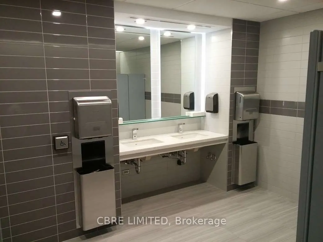 675 Cochrane Drive, #W210