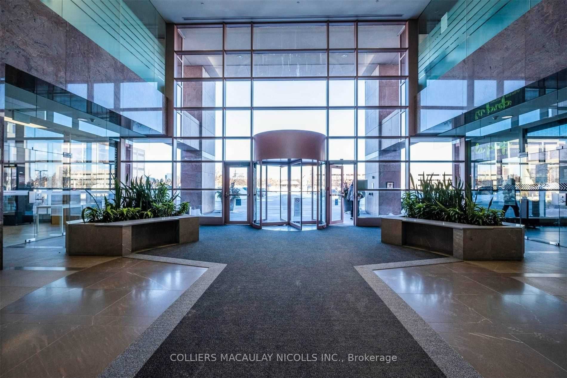 15 Allstate Parkway, #200