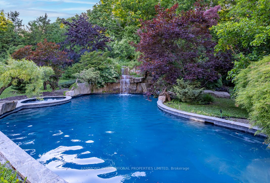 76 Quail Run Boulevard