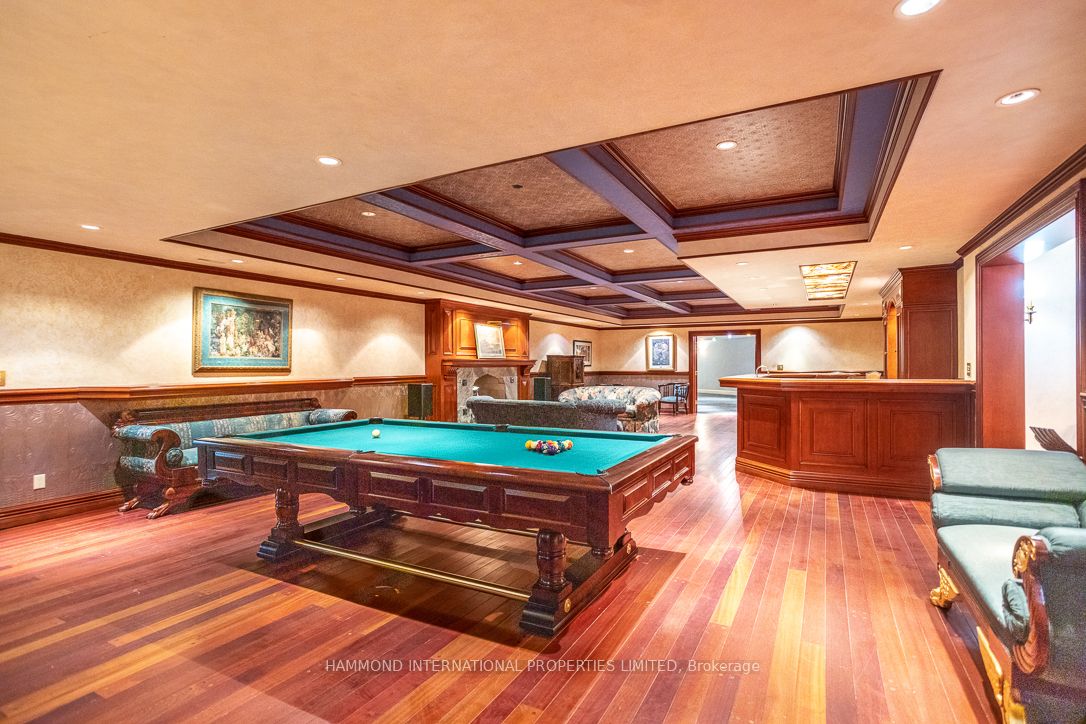 76 Quail Run Boulevard