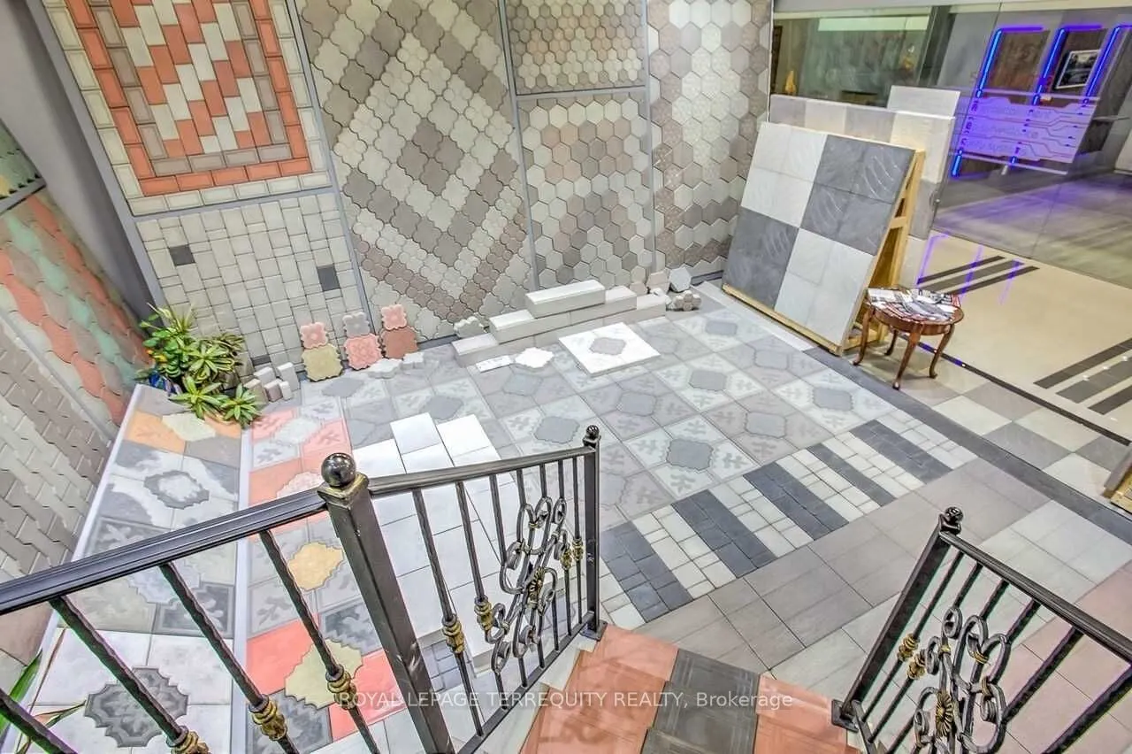 7250 Keele Street, #252