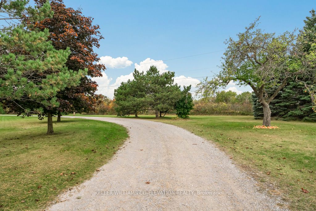 4060 10th Side Road