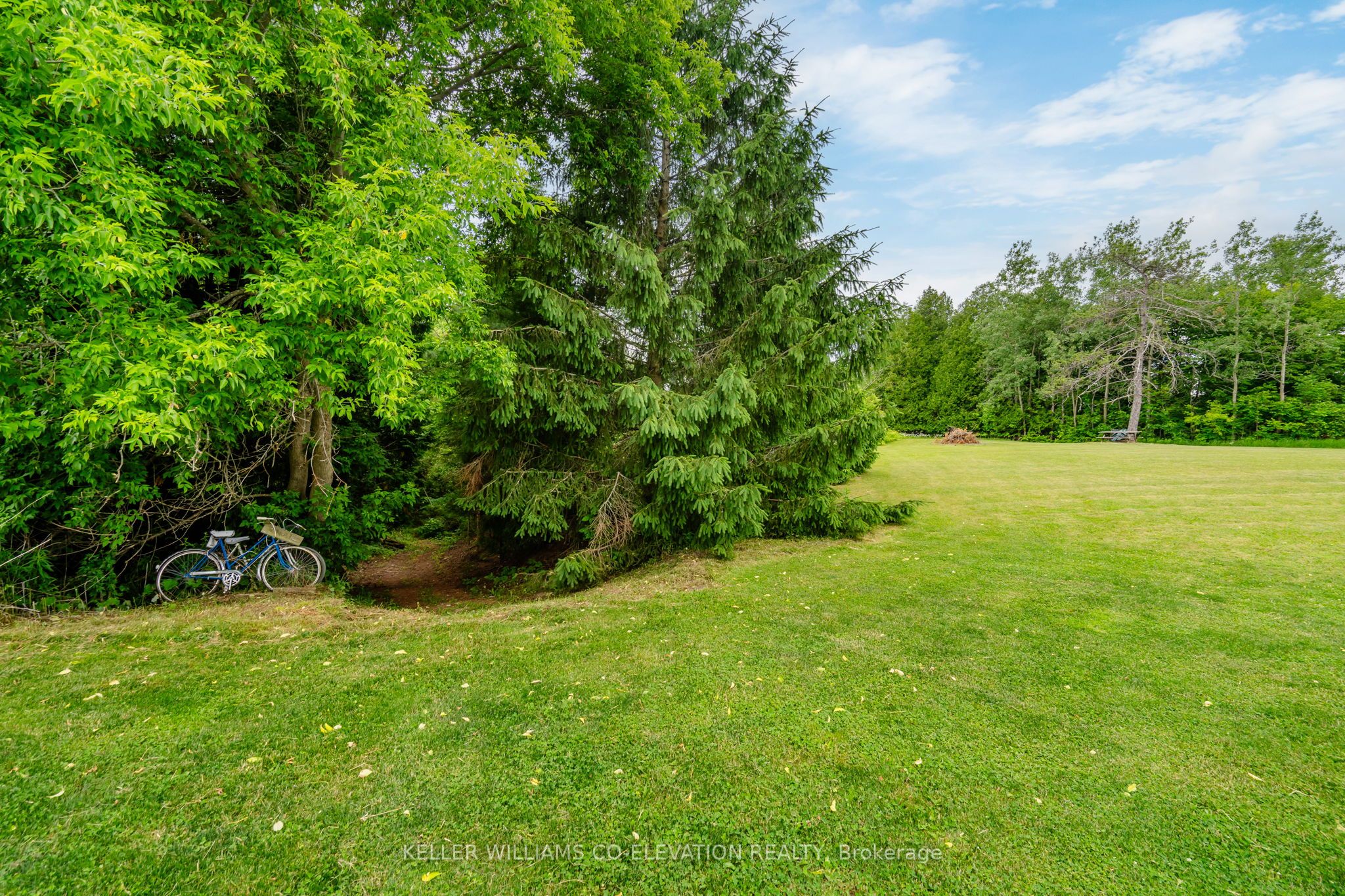 4060 10th Side Road