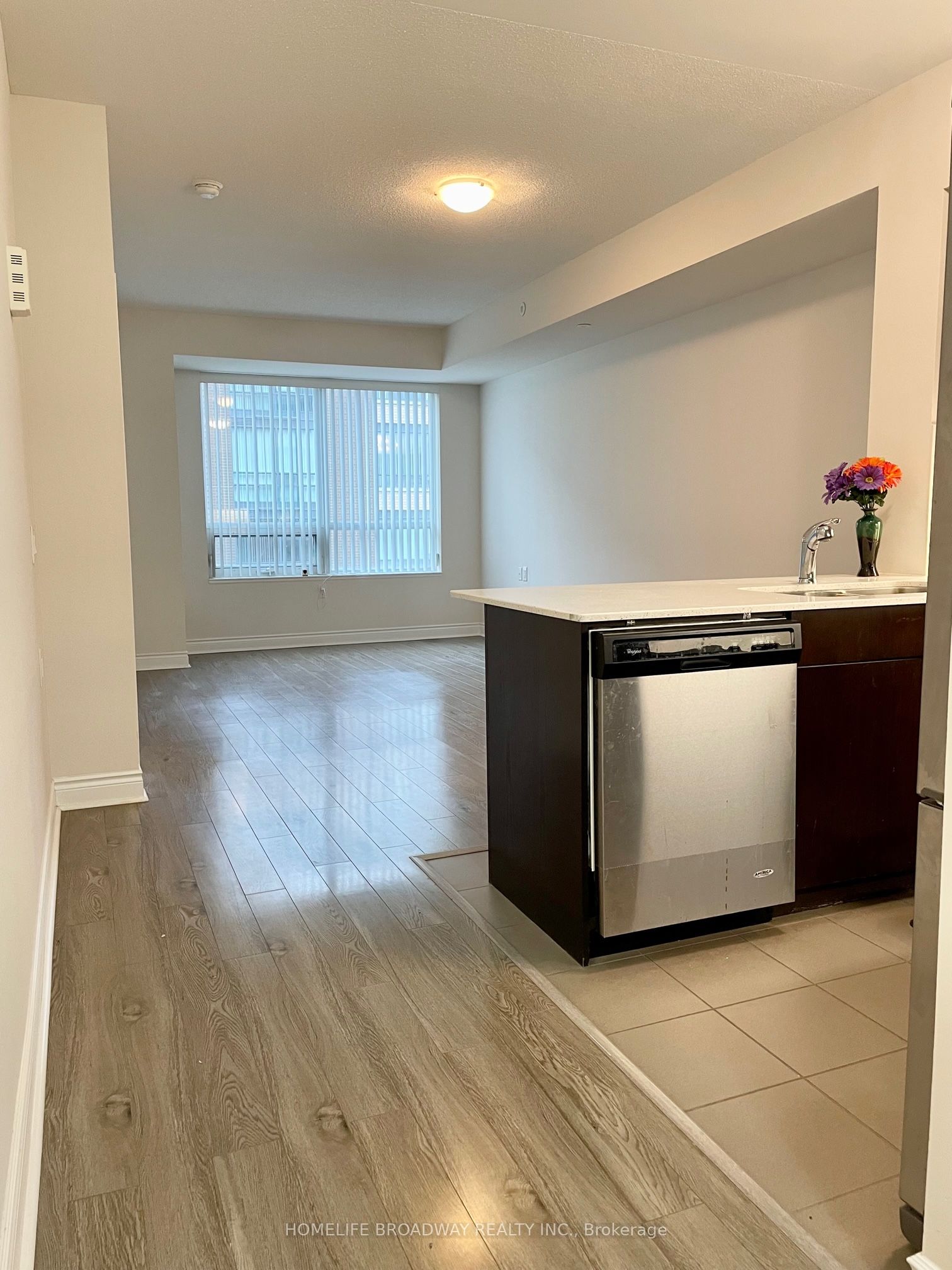 1 Sun Yat-Sen Avenue, #315