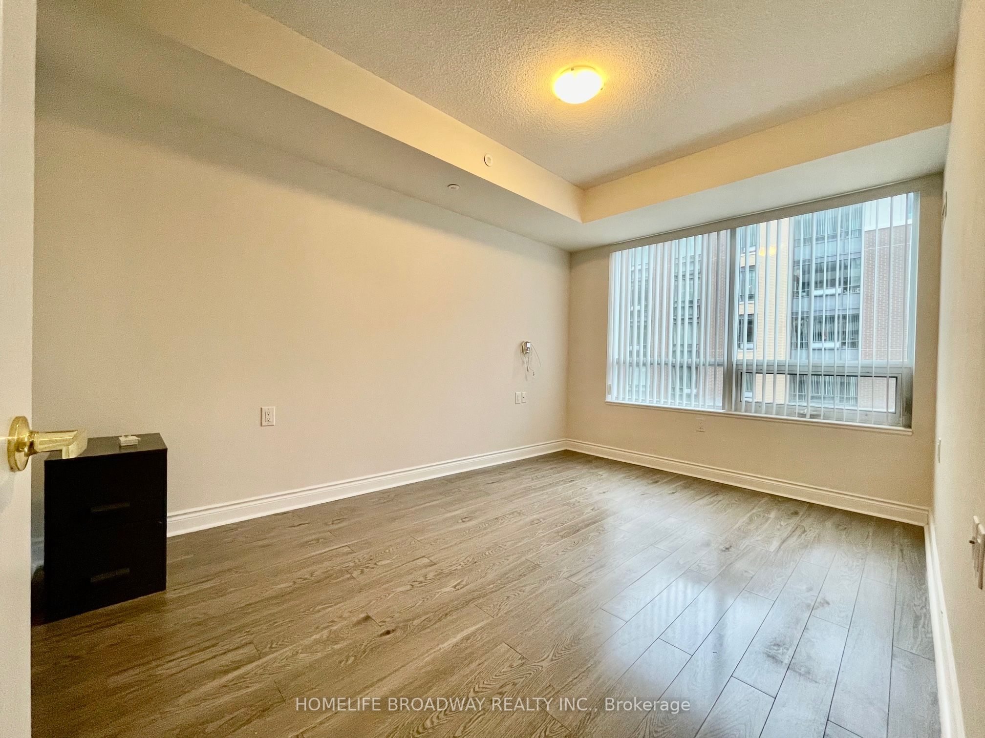 1 Sun Yat-Sen Avenue, #315