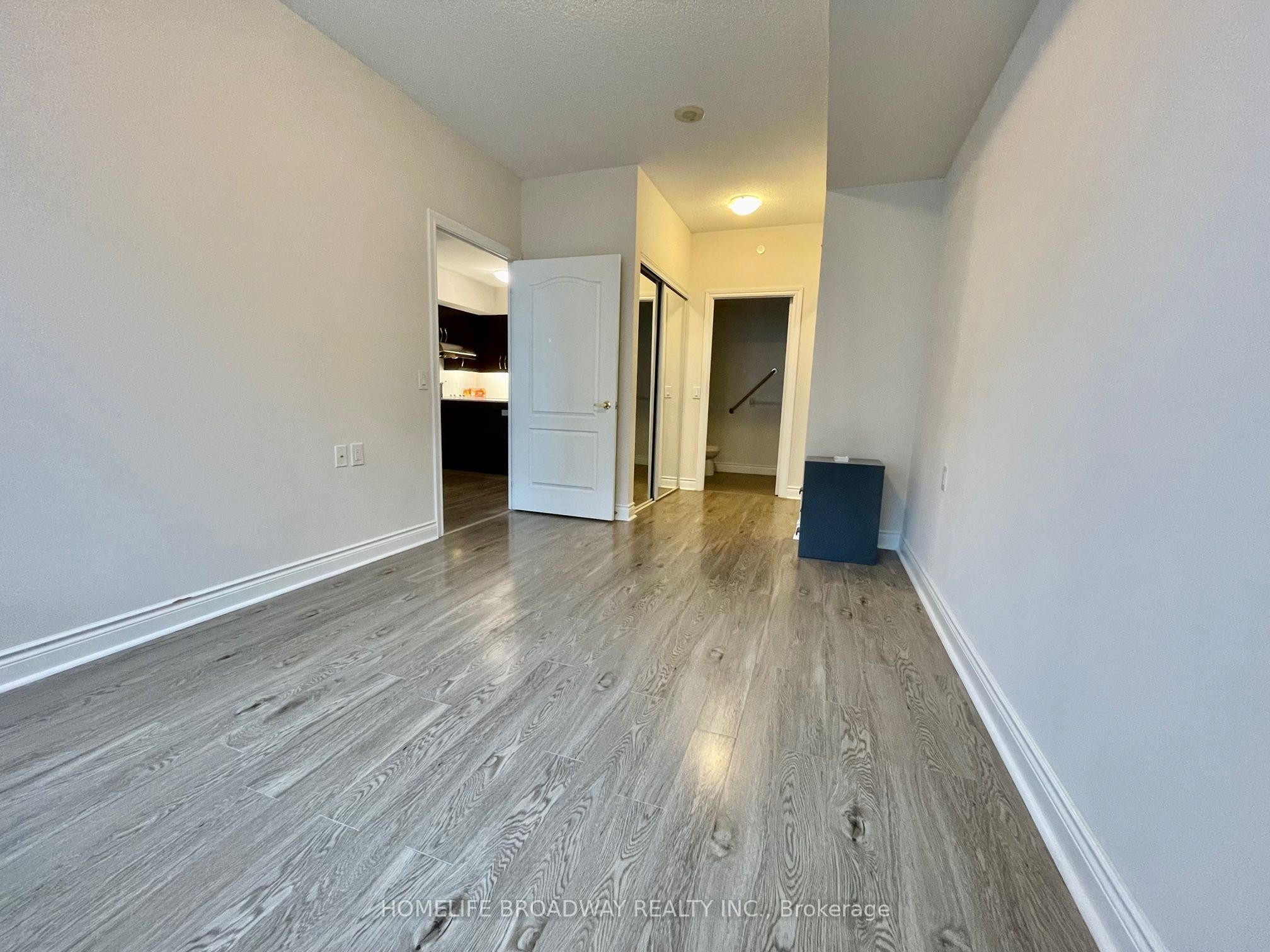 1 Sun Yat-Sen Avenue, #315