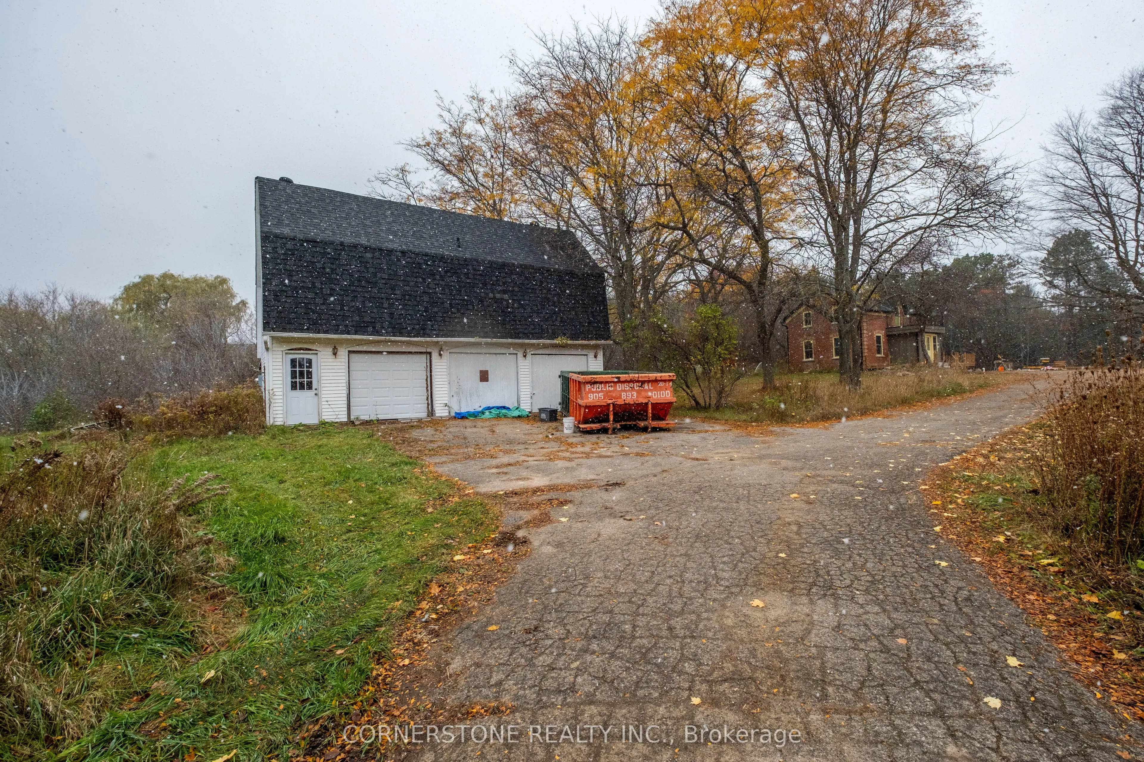 1438 2nd Concession