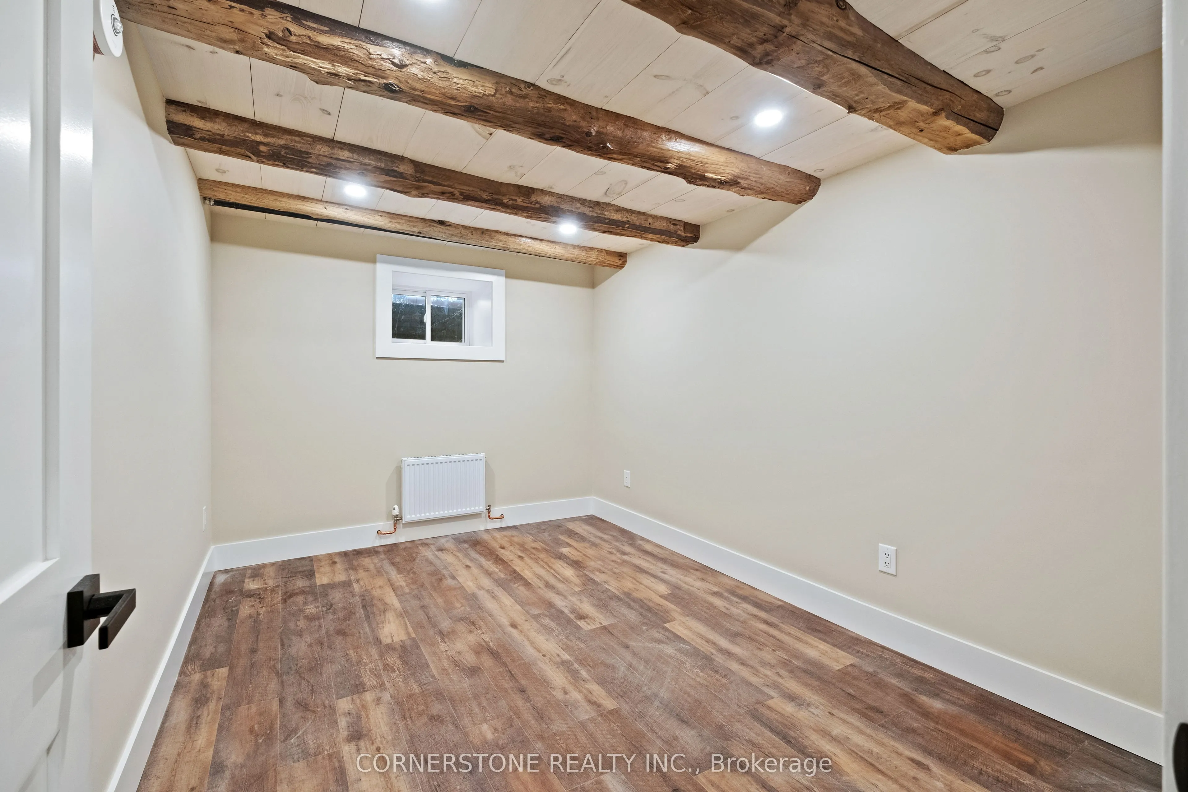 1438 2nd Concession