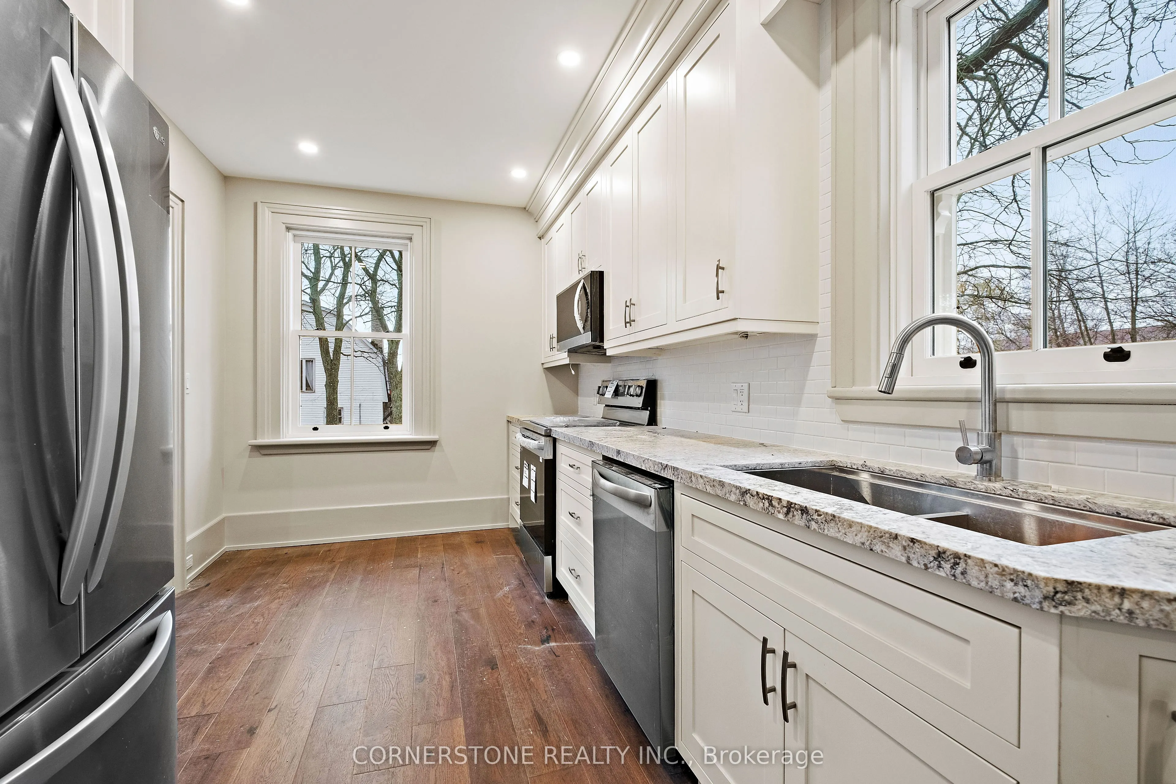 1438 2nd Concession
