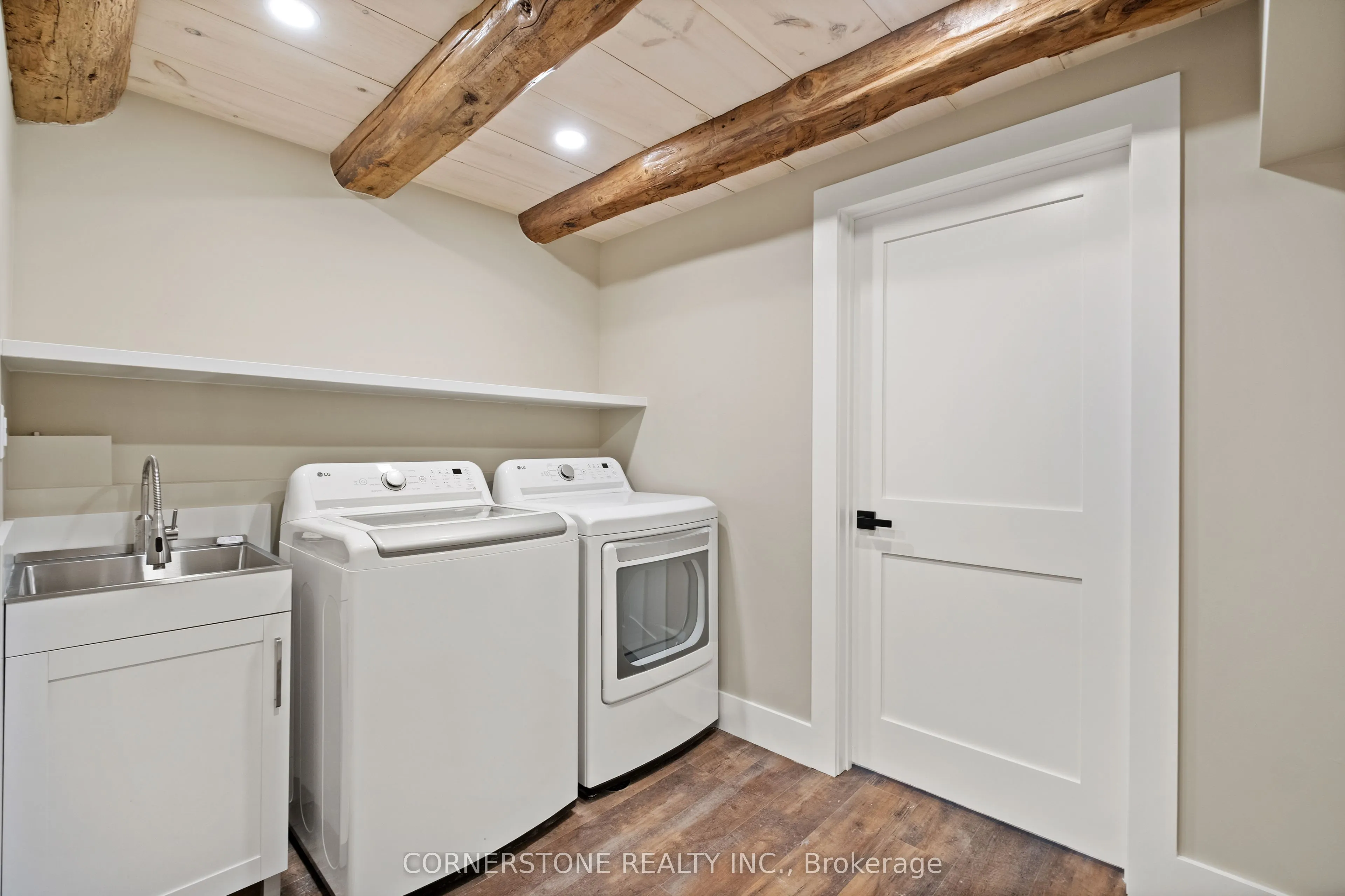 1438 2nd Concession