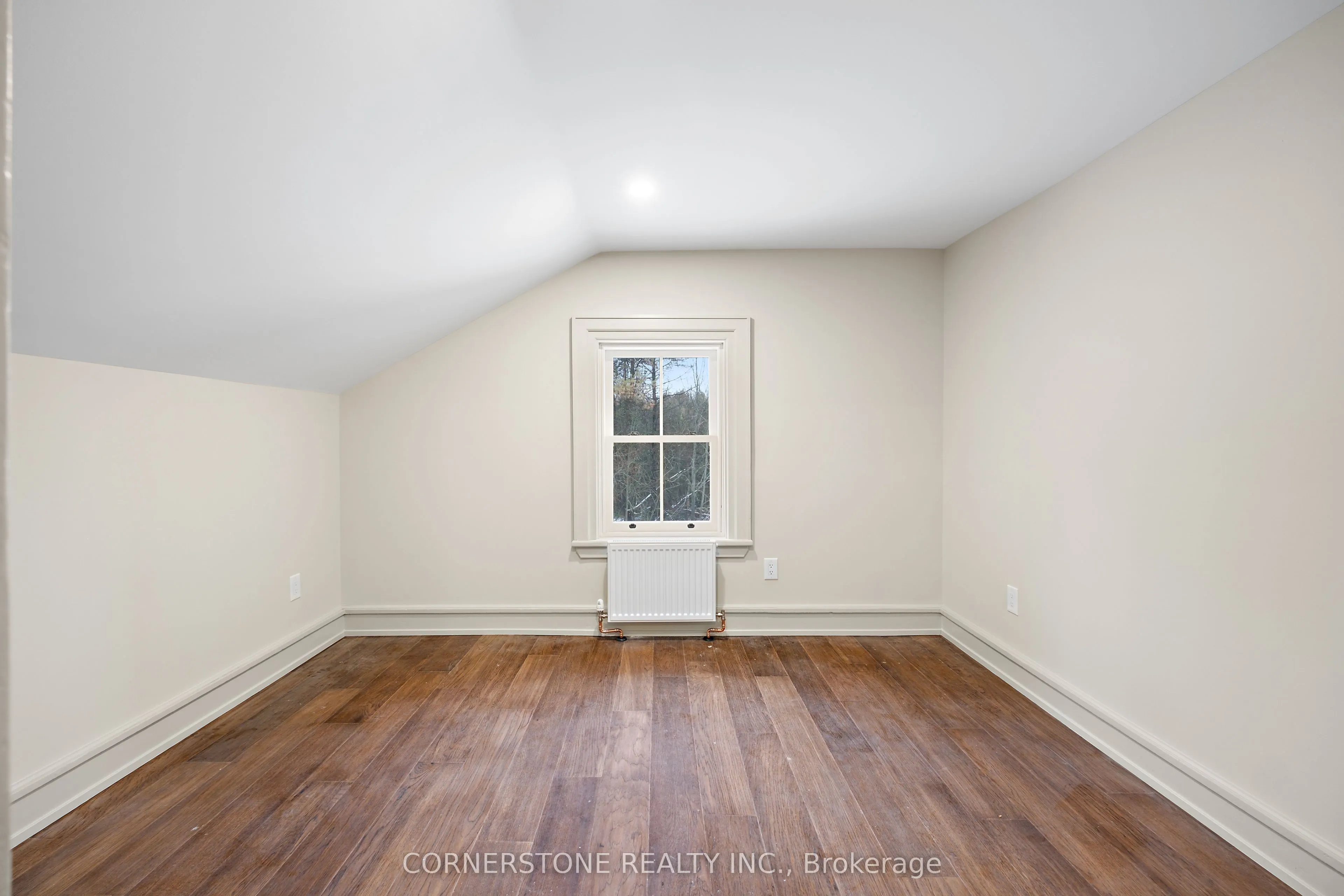 1438 2nd Concession