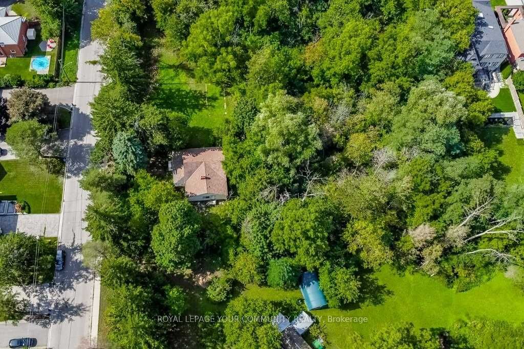 108 Yongehurst Road