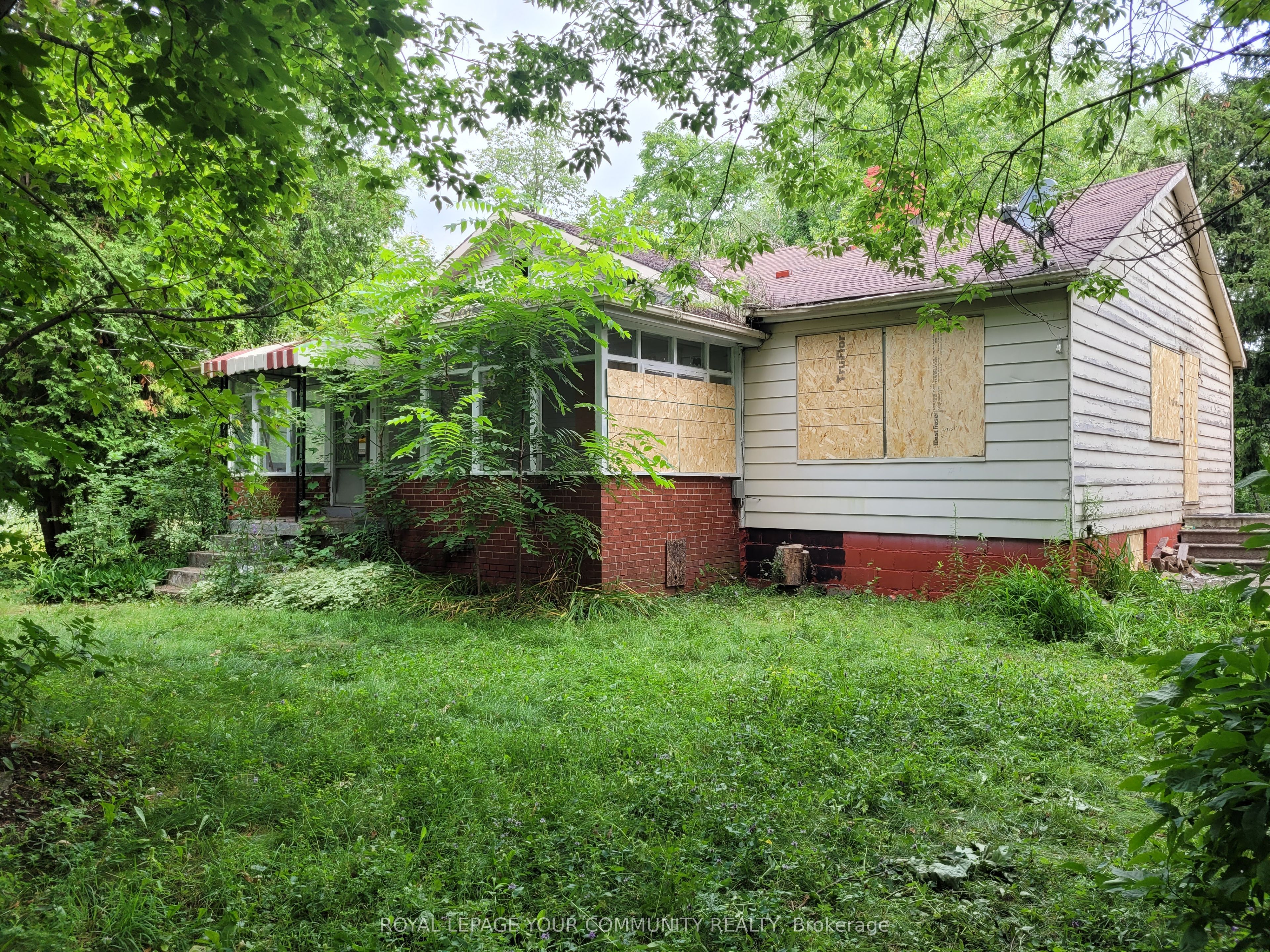 108 Yongehurst Road