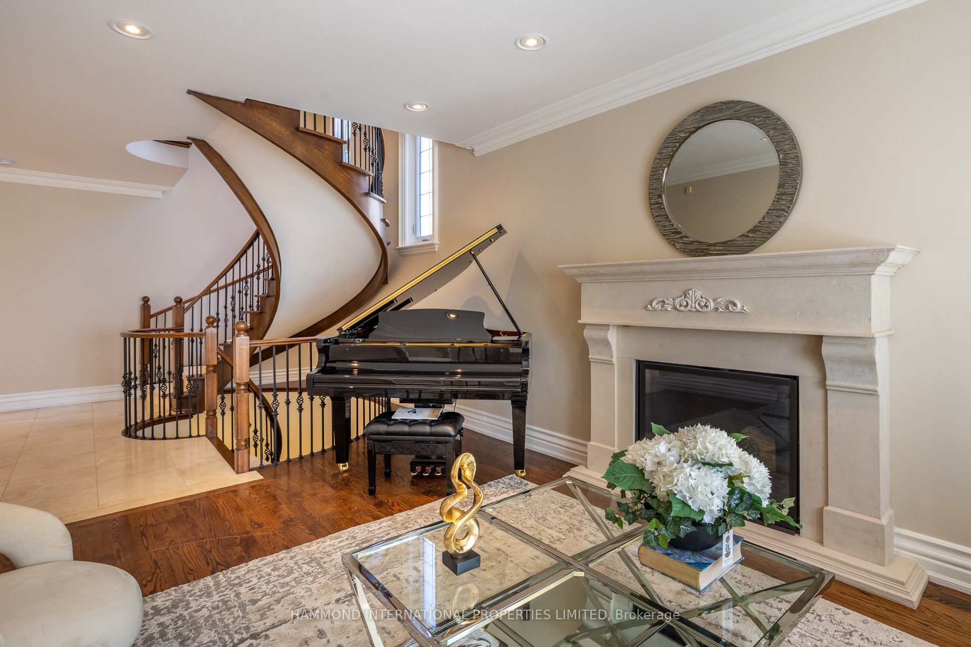 82 westwood Lane