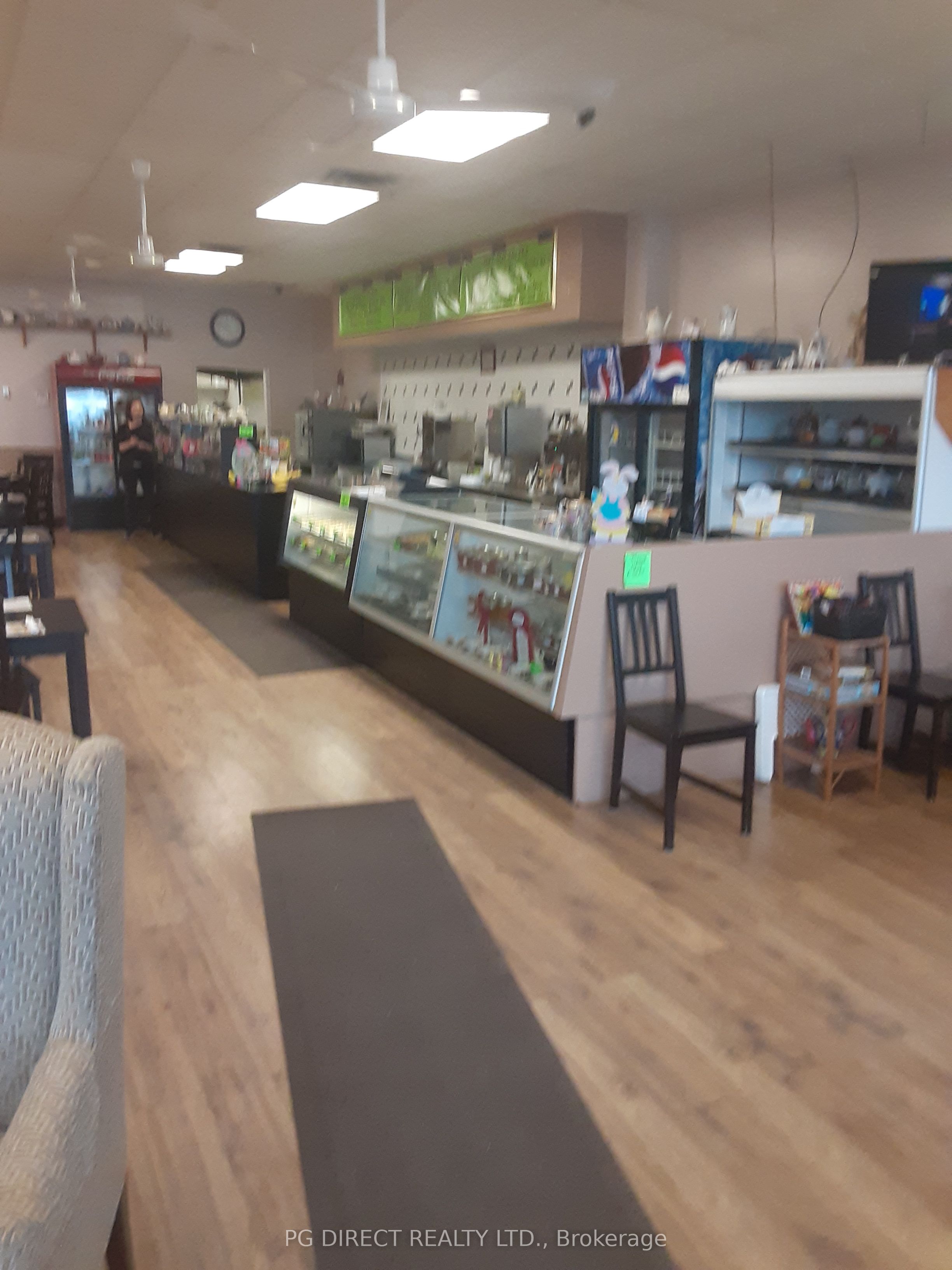 50 Main Street E, #12