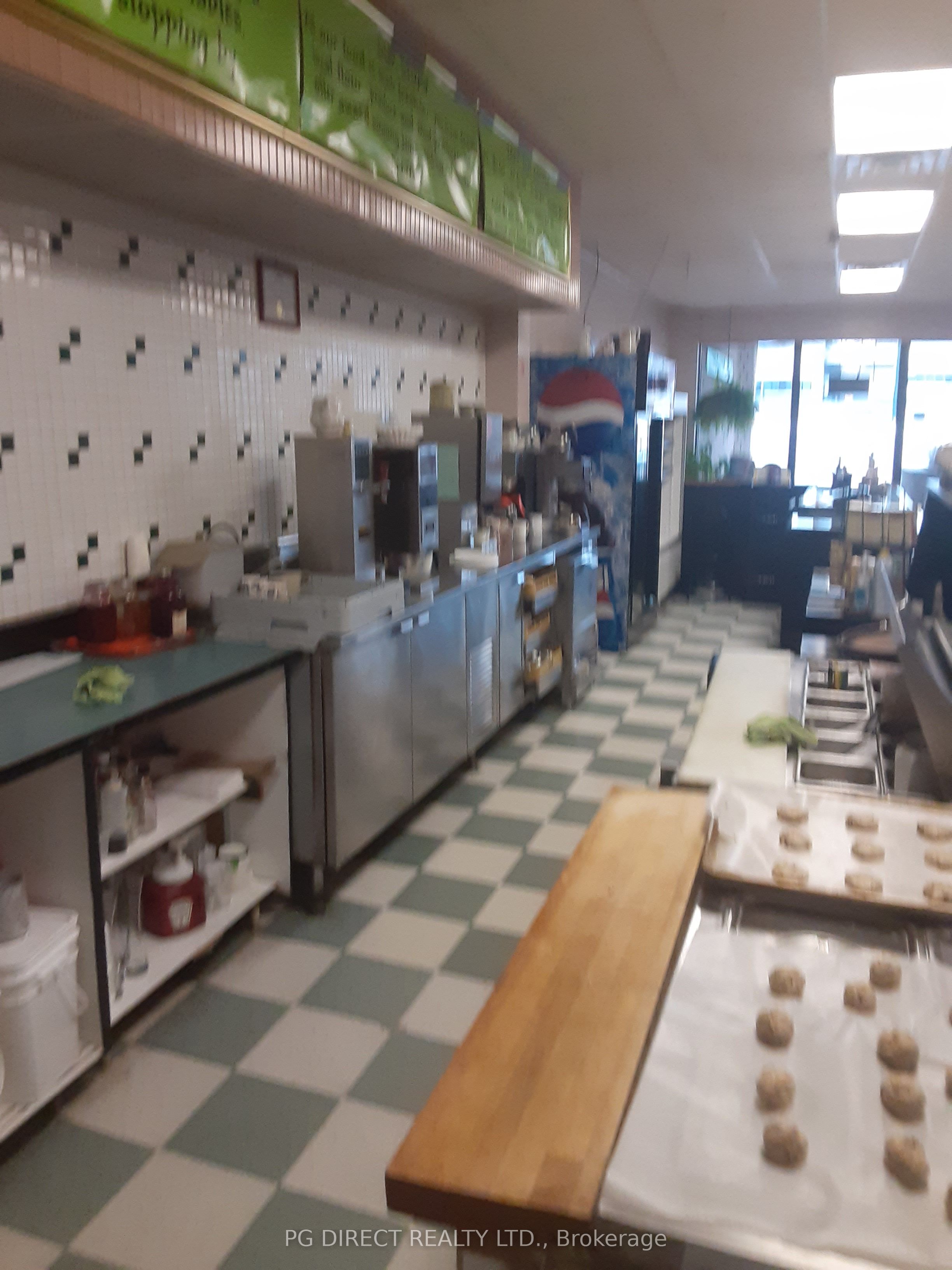 50 Main Street E, #12