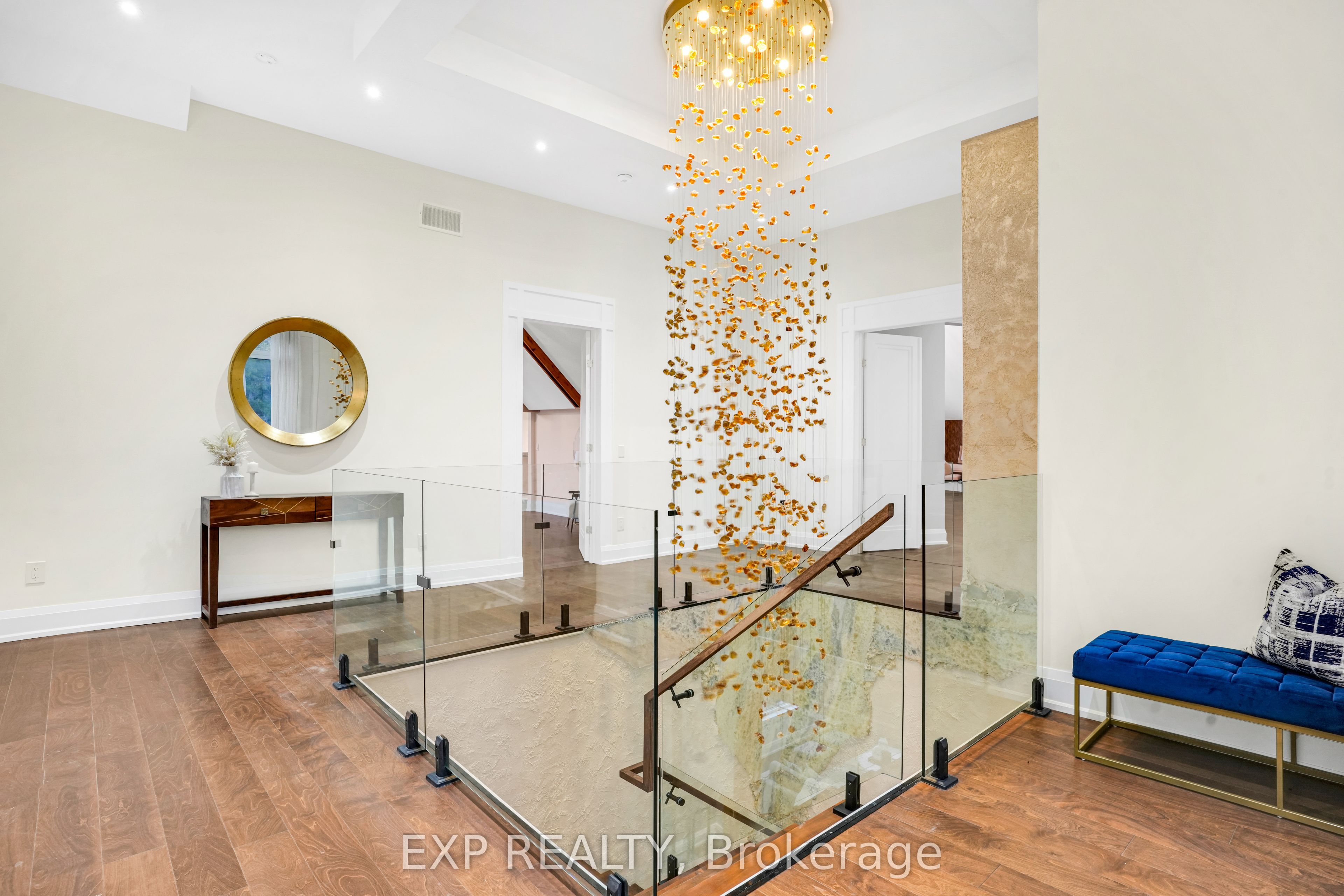 15 Glenview Heights Lane