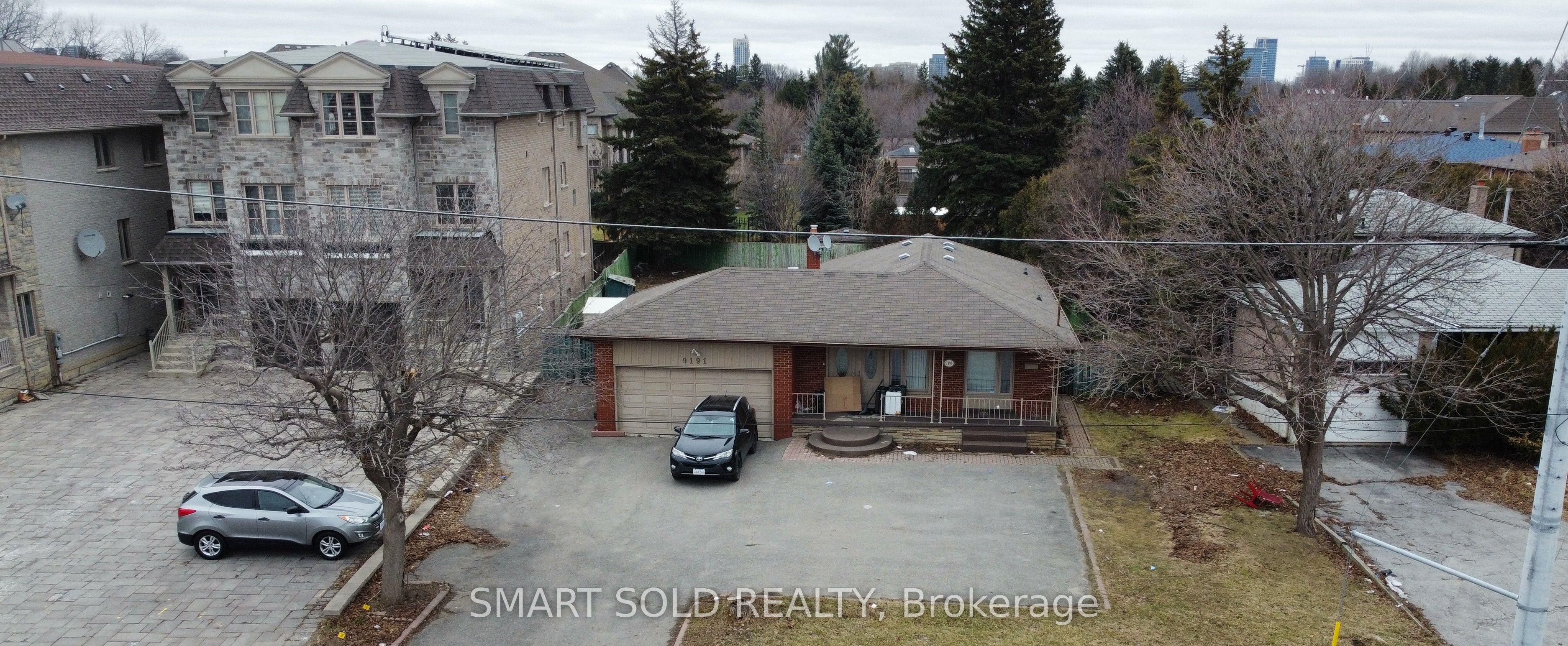 9191 Bathurst Street