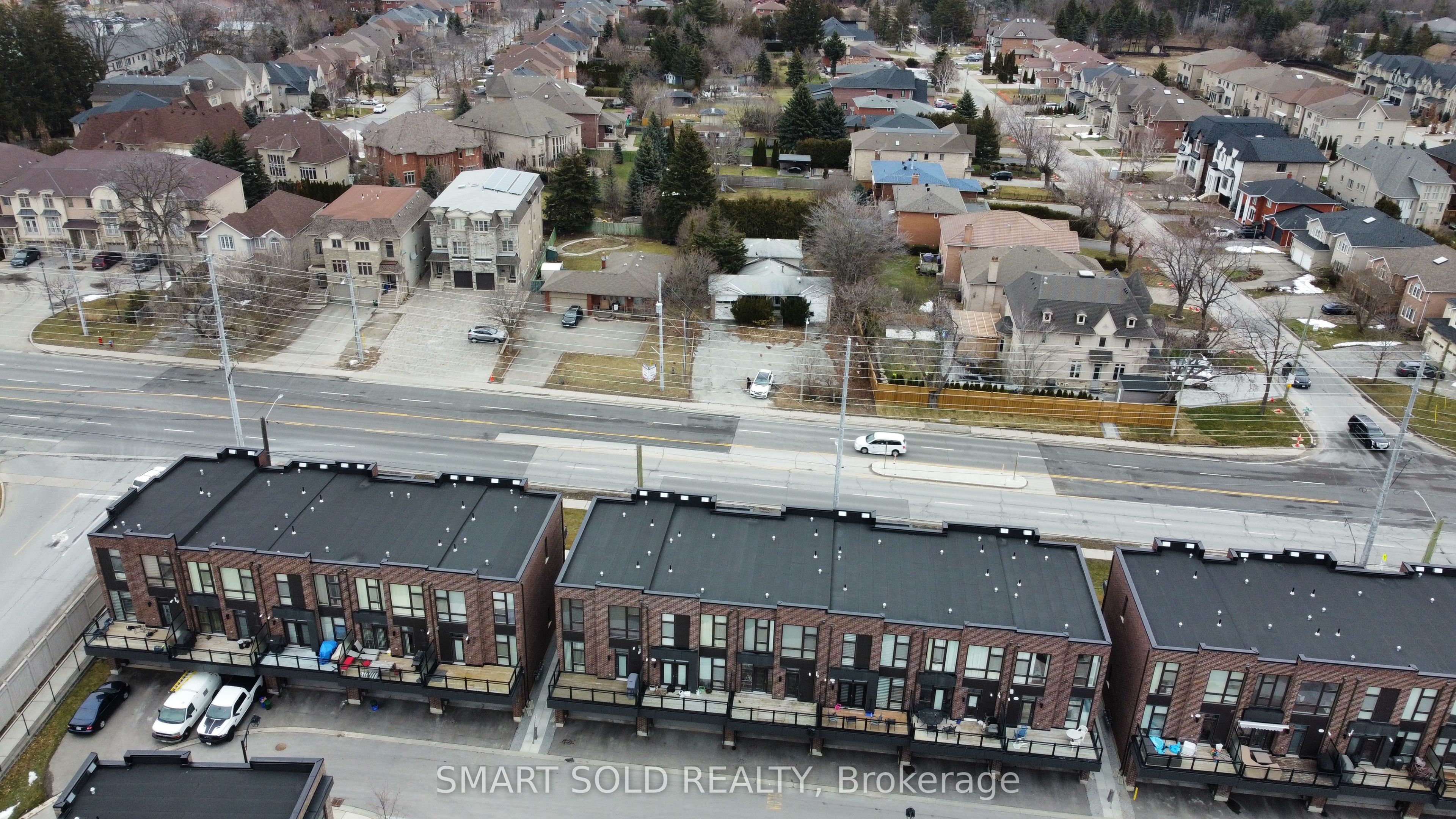 9185 Bathurst Street