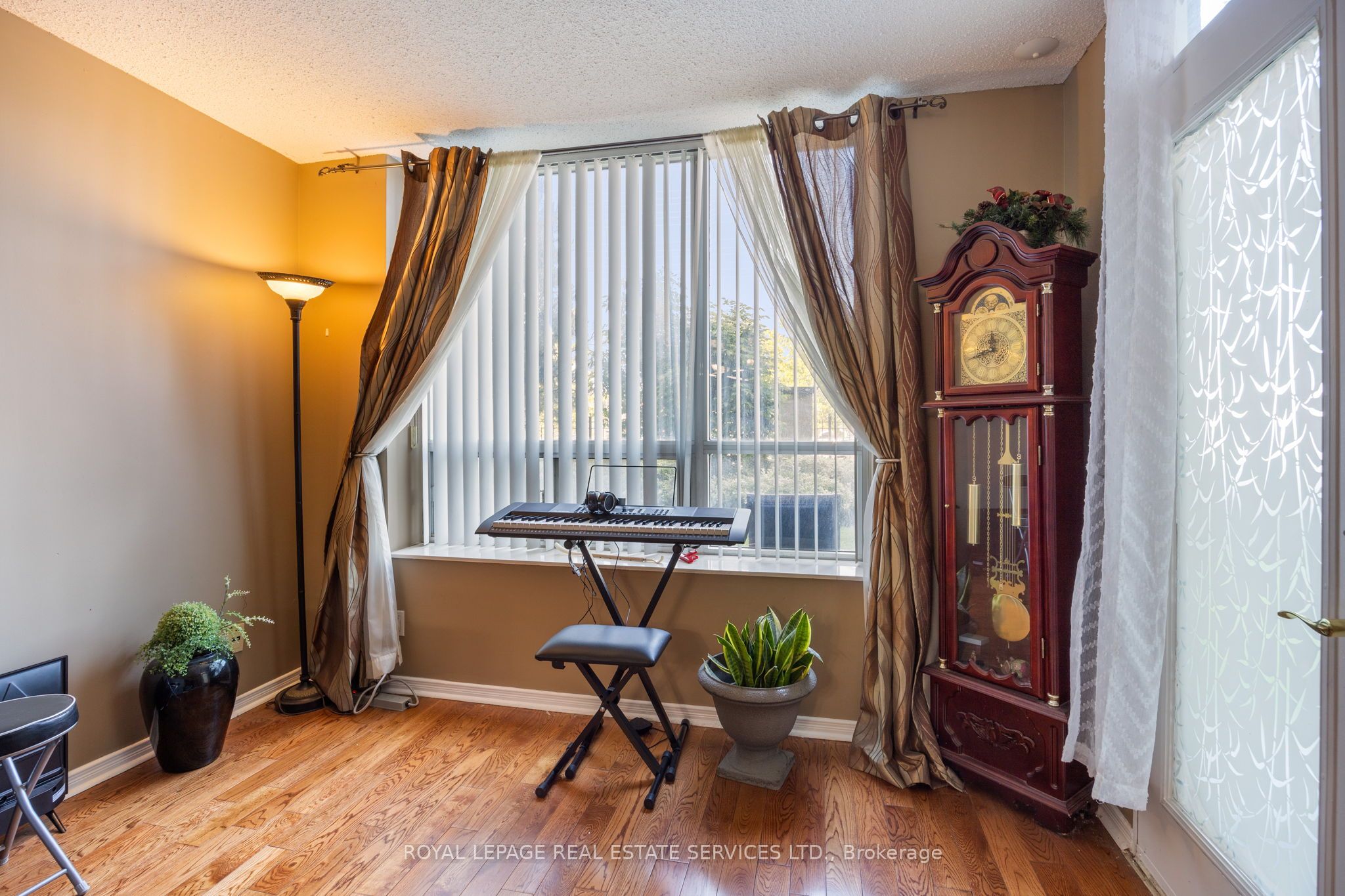 9 Northern Heights Drive, #101