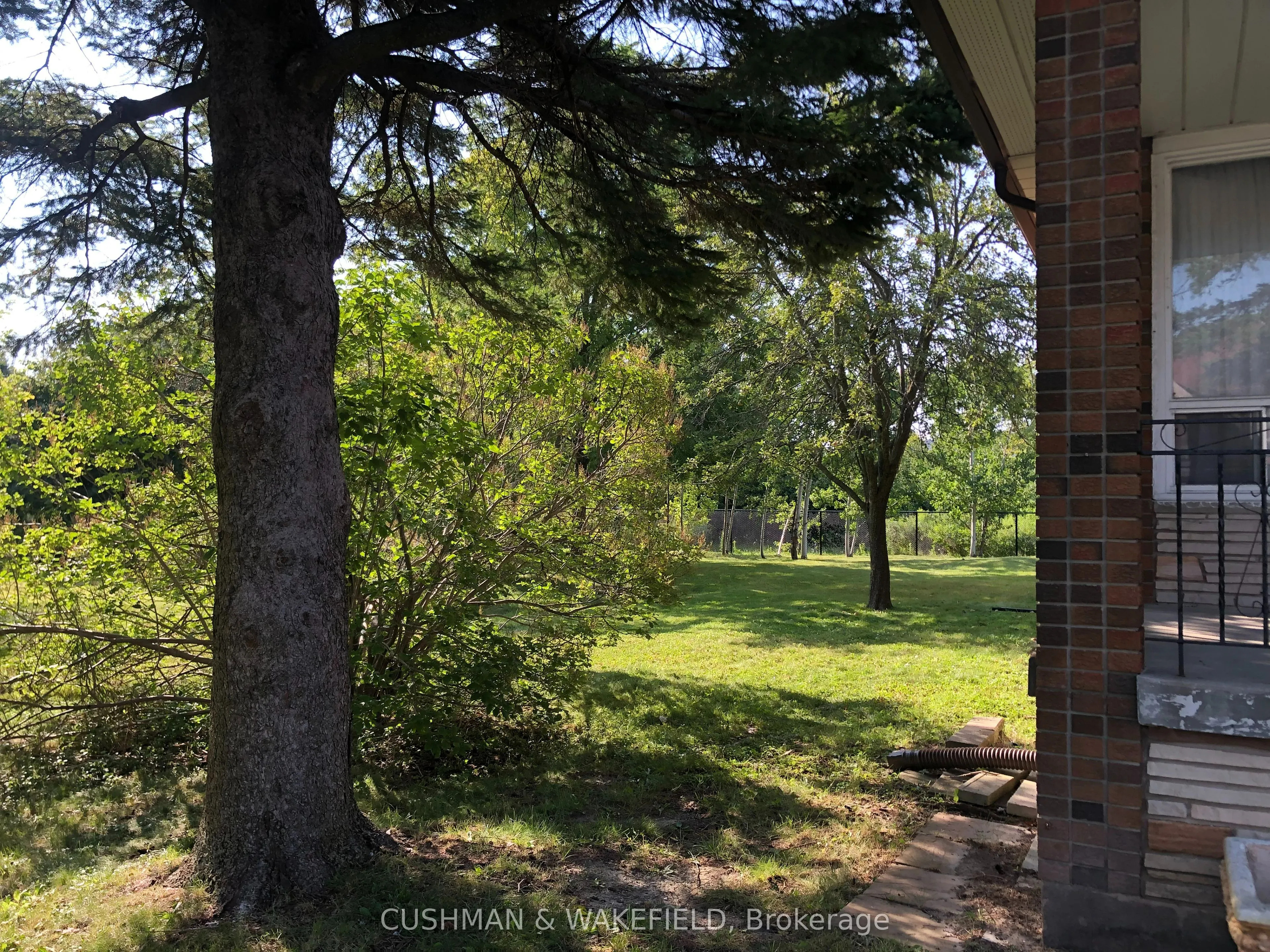 313 Helen Avenue