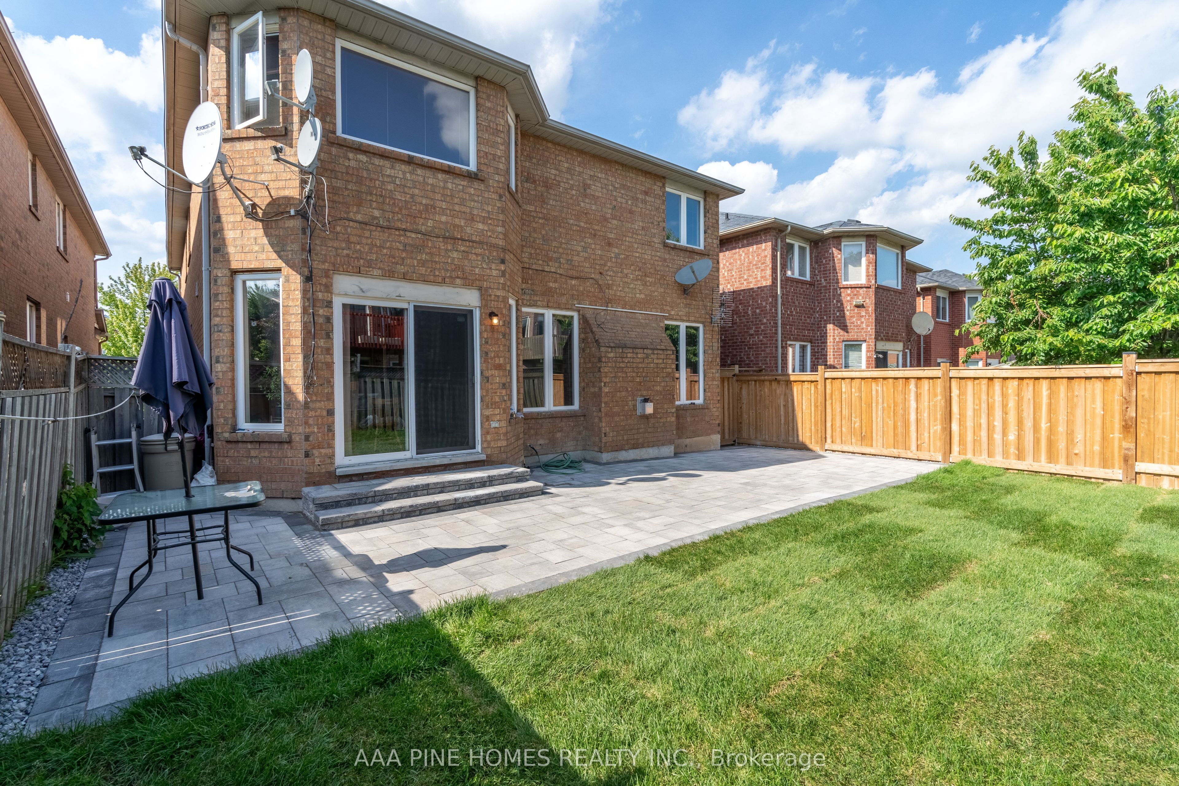 71 Redstone Road