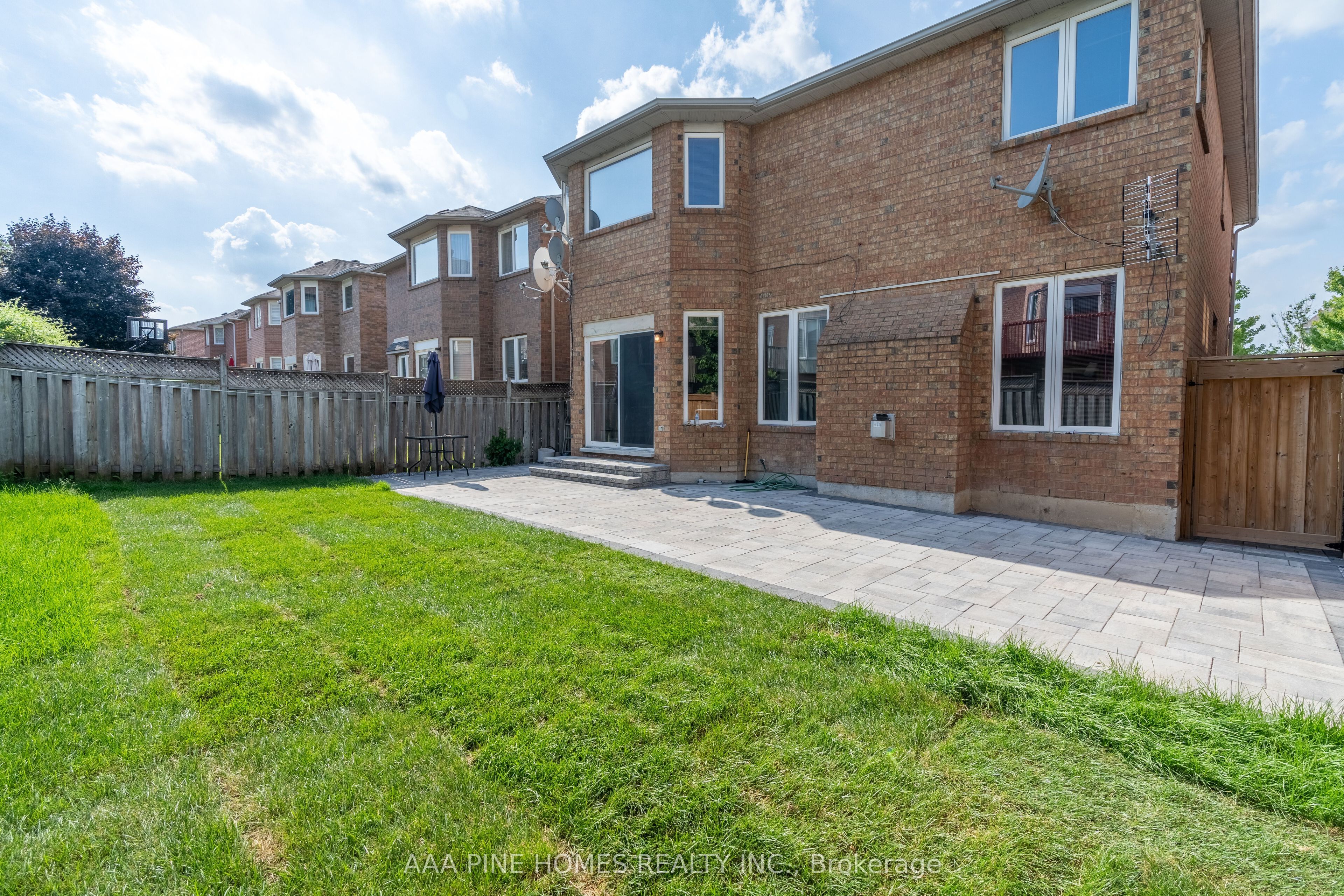 71 Redstone Road
