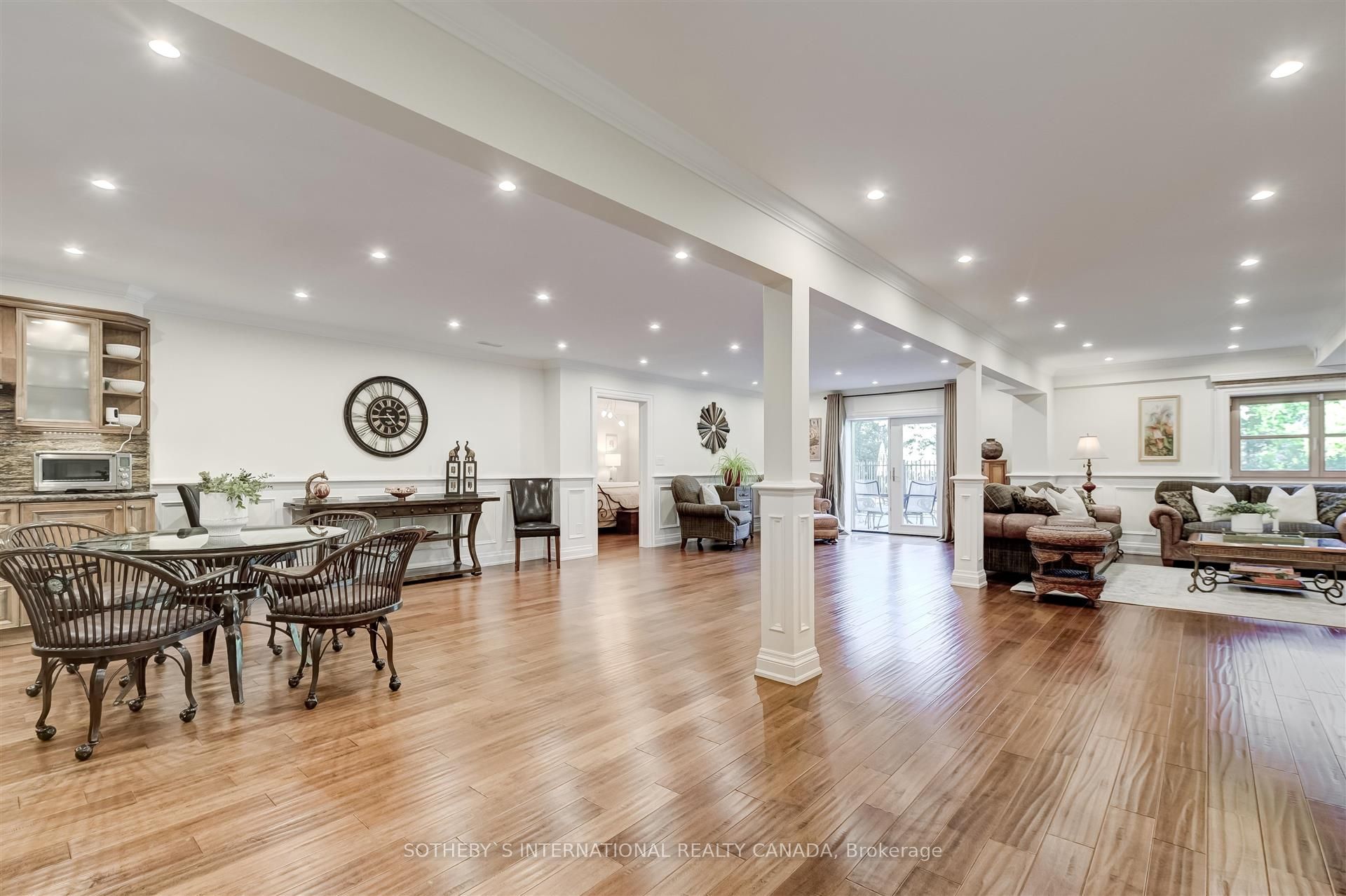 30 Kingswood Drive