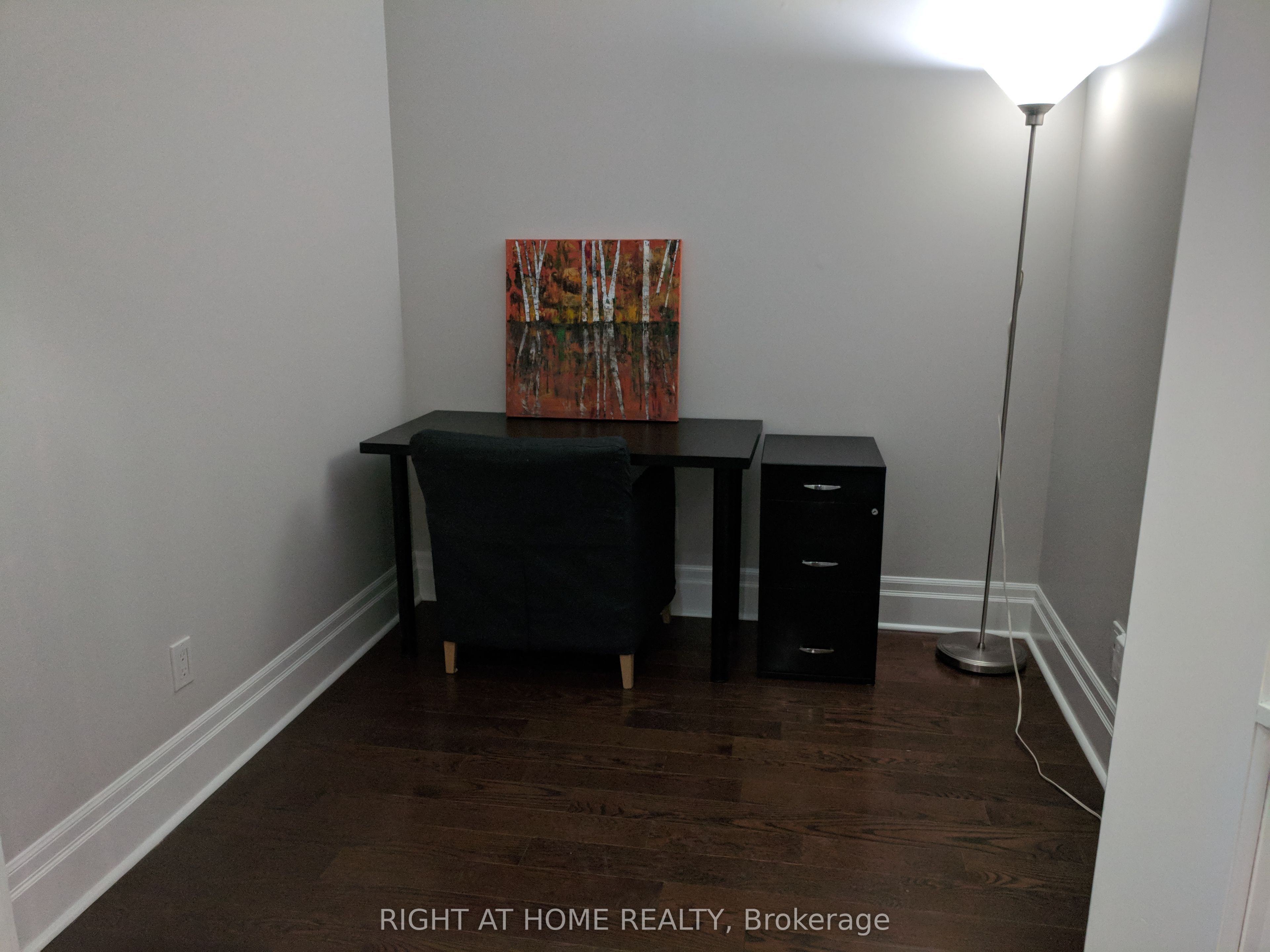 57 Upper Duke Crescent #102