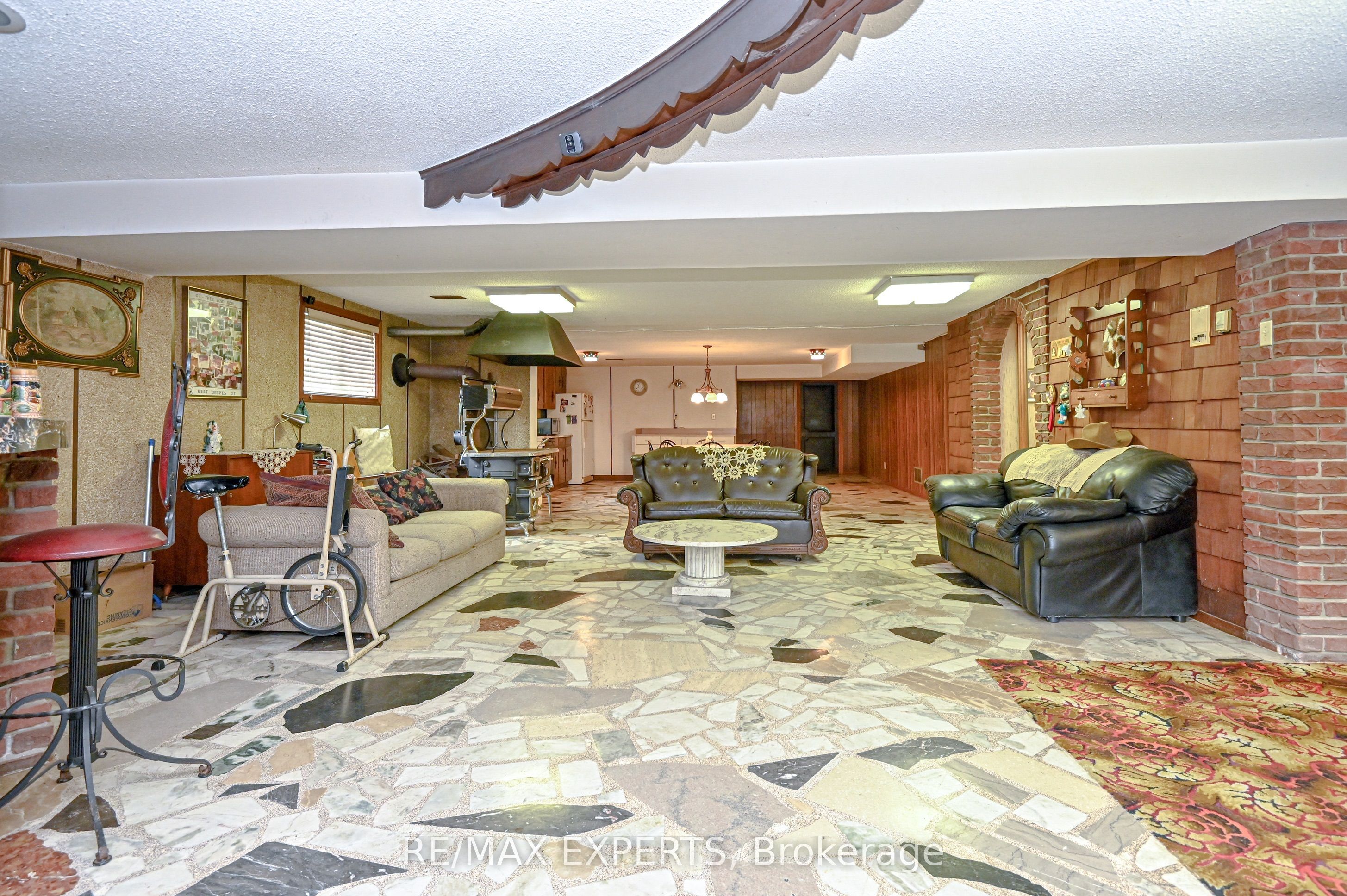 2355 Major Mackenzie Drive