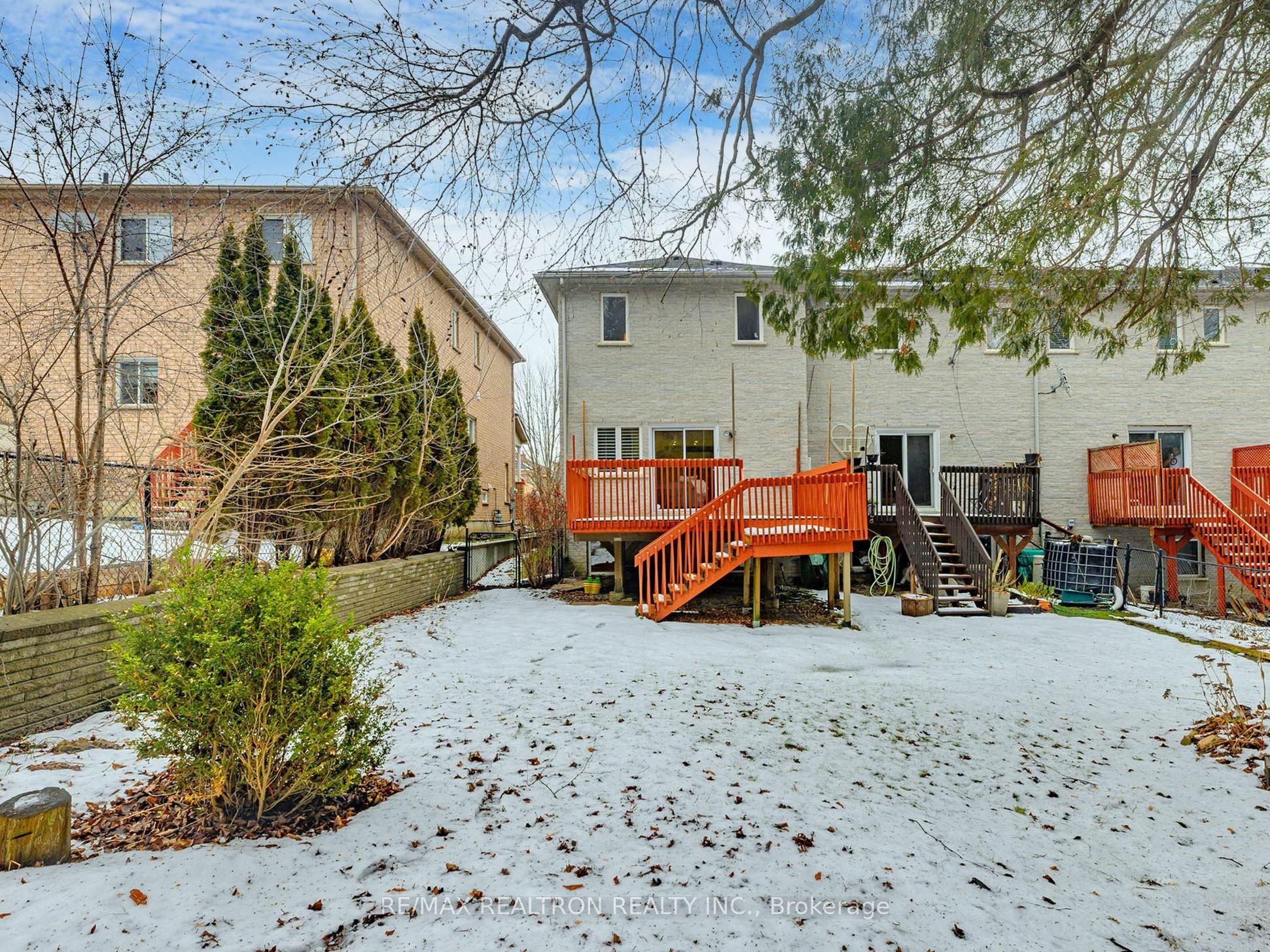 224 Yorkland Street