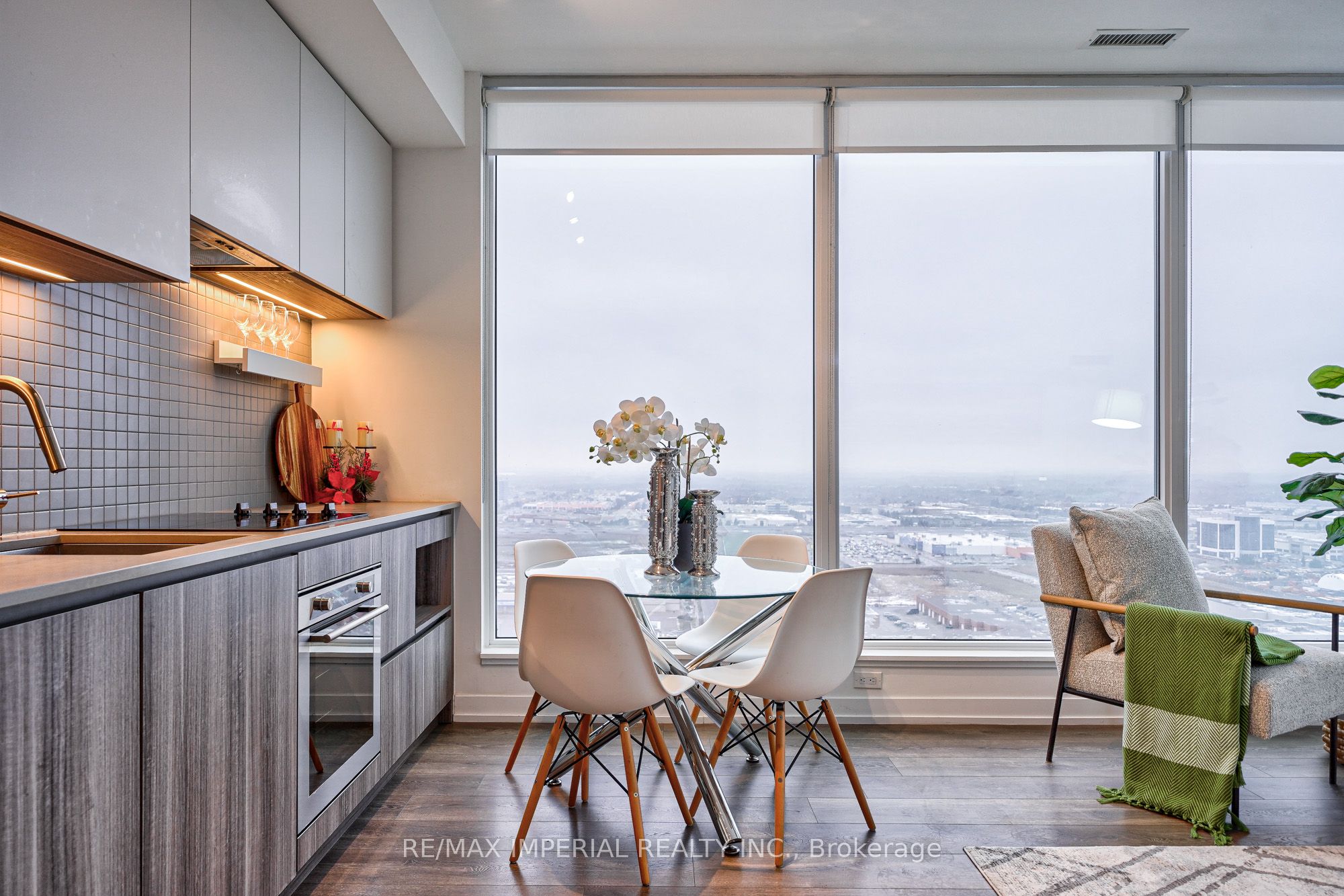 898 Portage Parkway, #2710