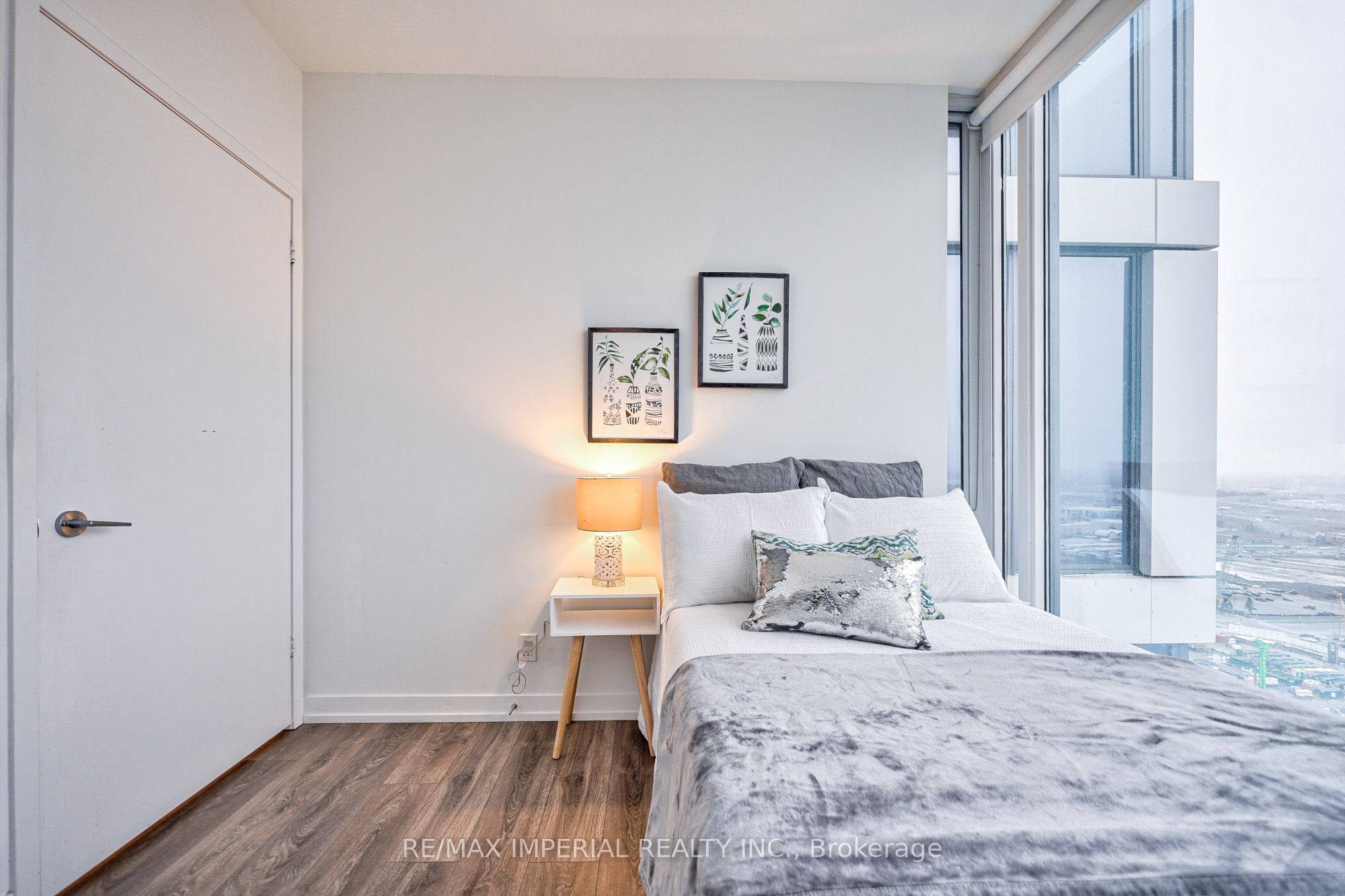 898 Portage Parkway, #2710