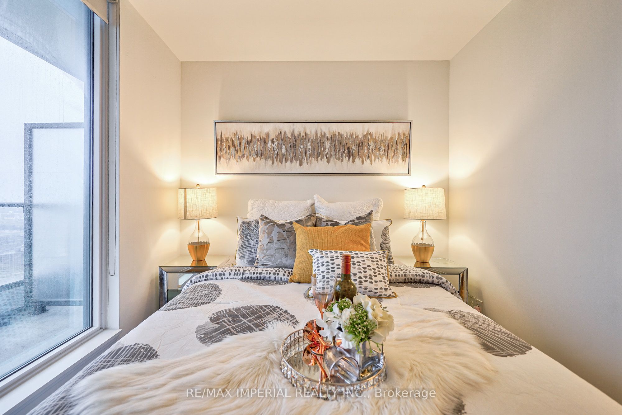 898 Portage Parkway, #2710