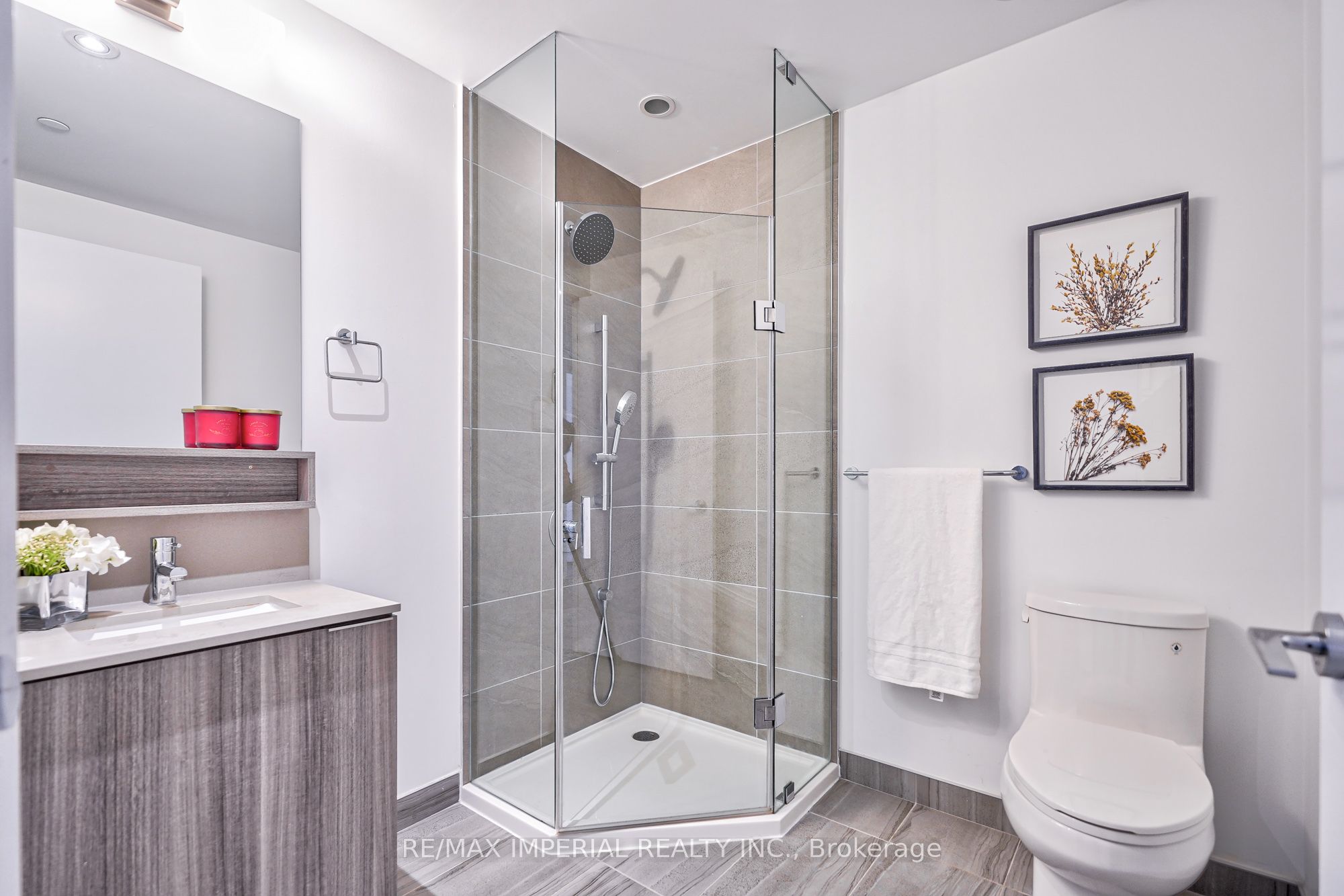 898 Portage Parkway, #2710