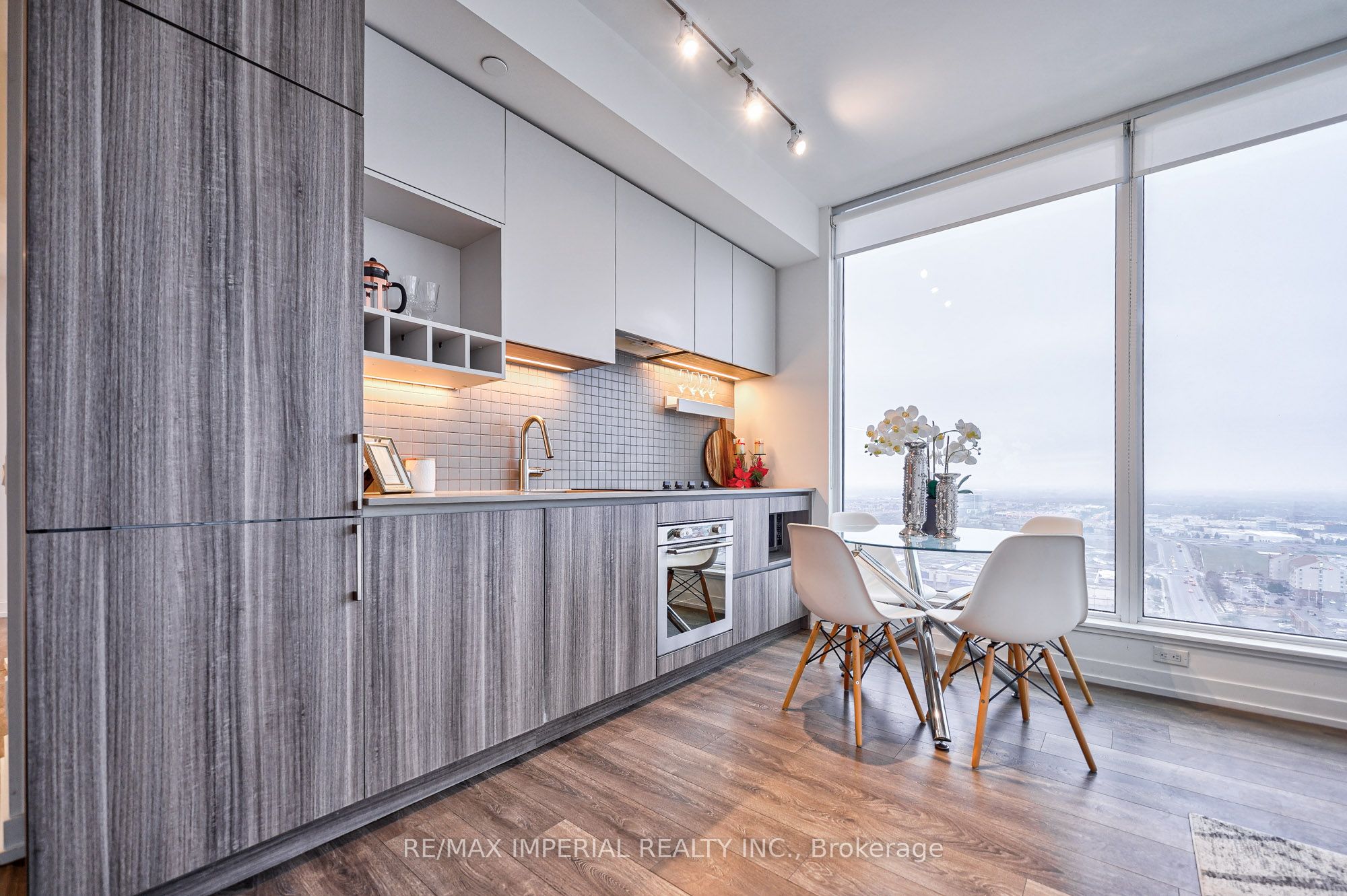 898 Portage Parkway, #2710