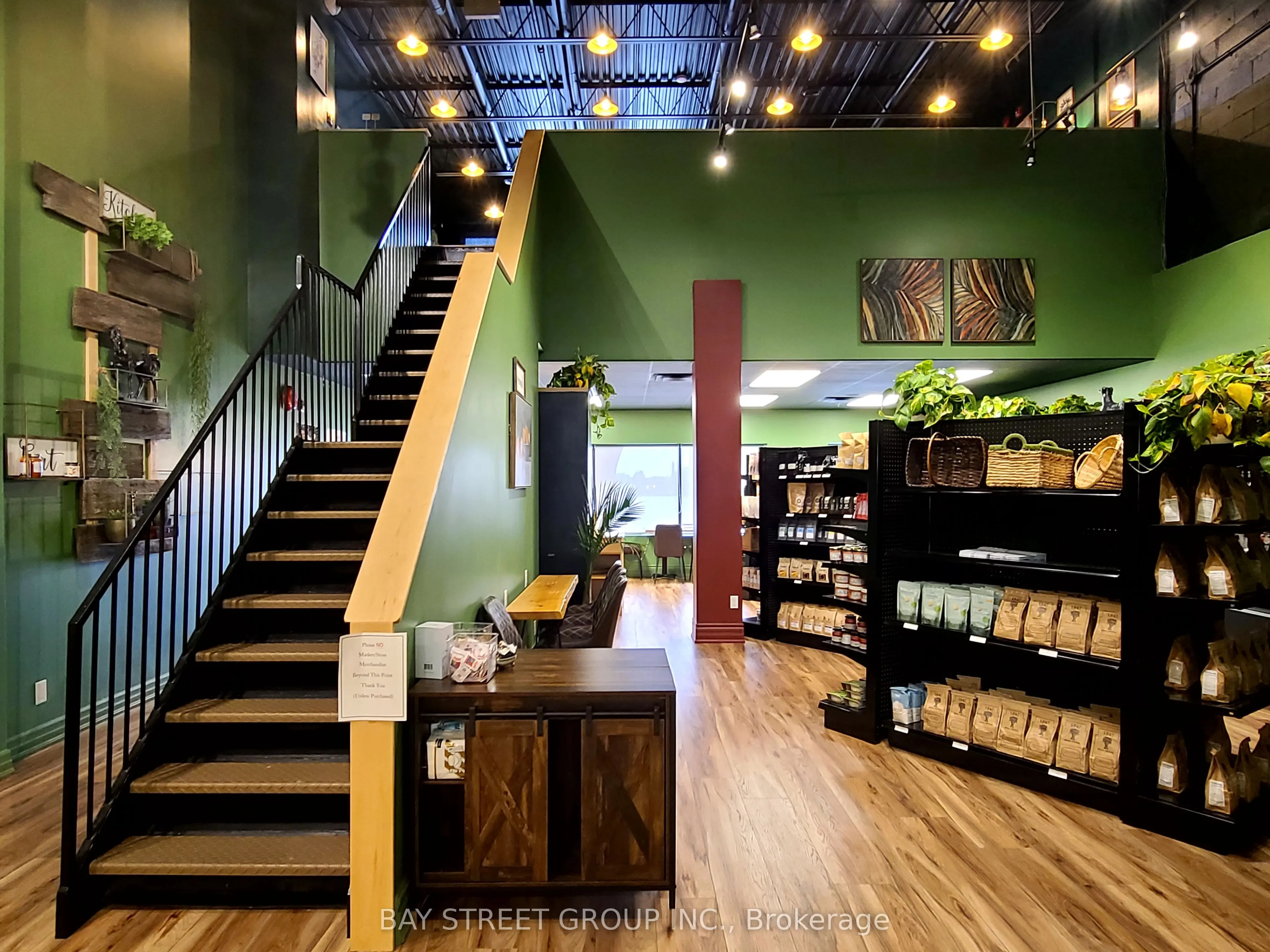 17665 Leslie Street, #19