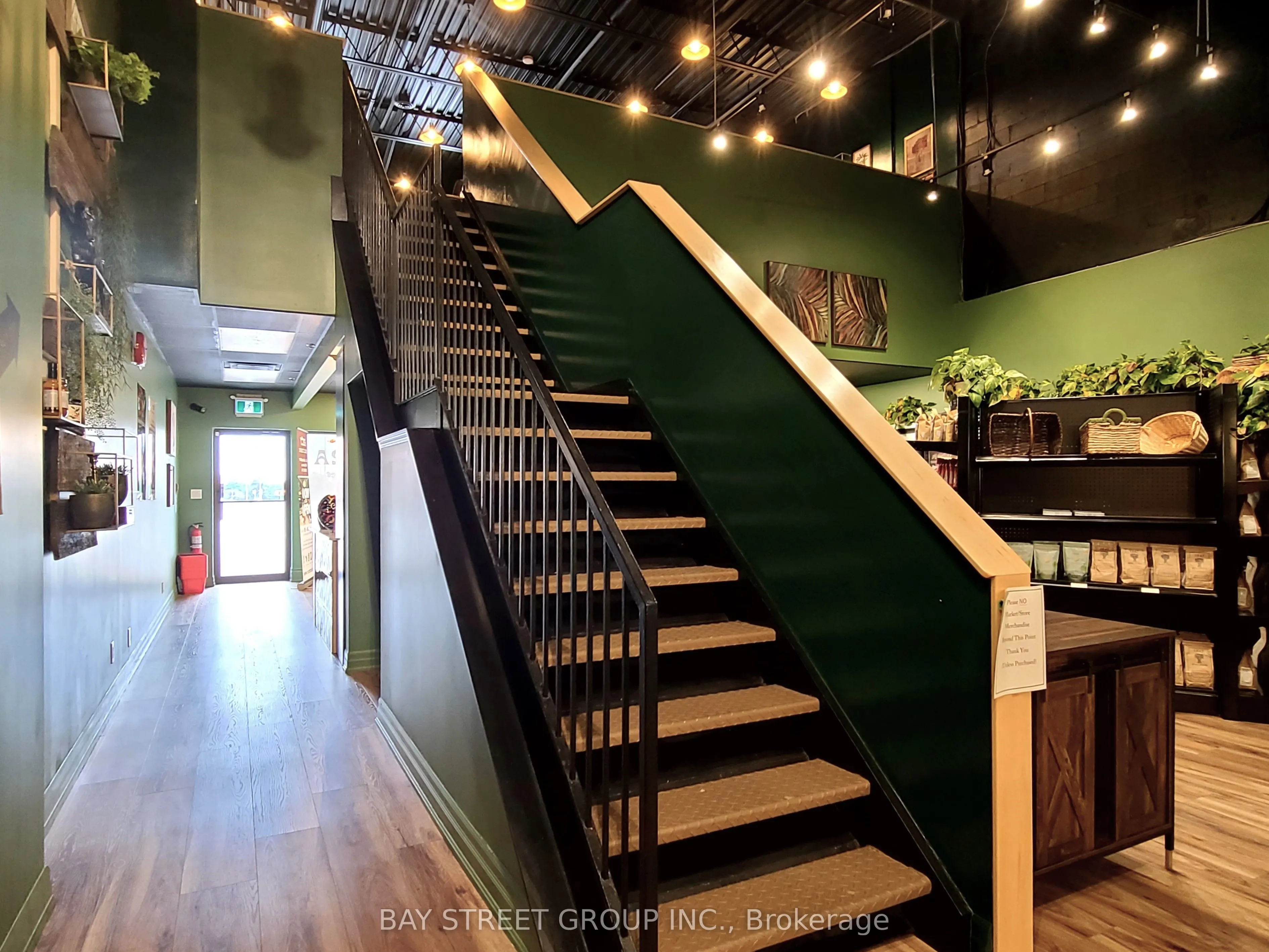 17665 Leslie Street, #19
