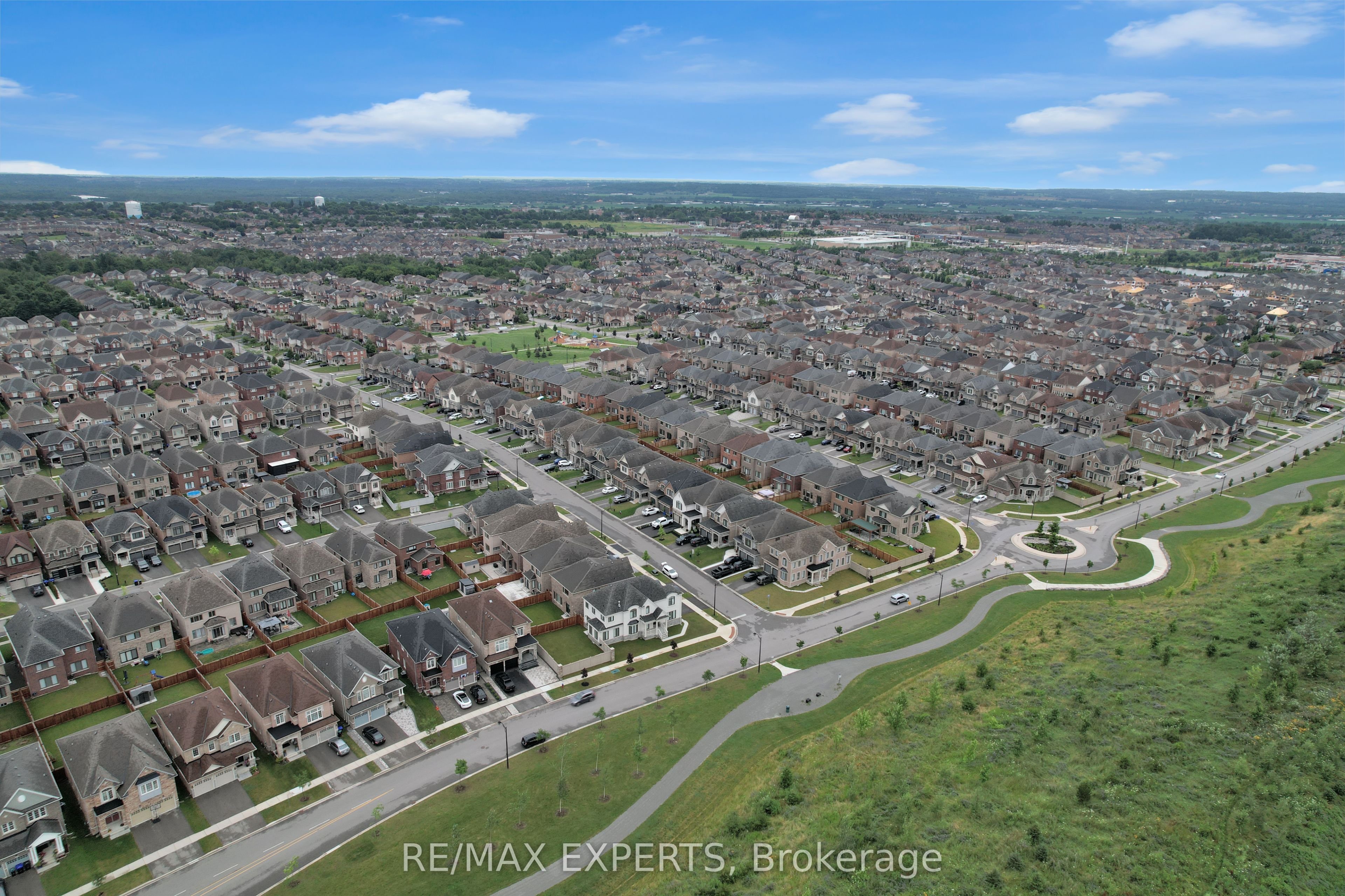 158 Scarlet Way
